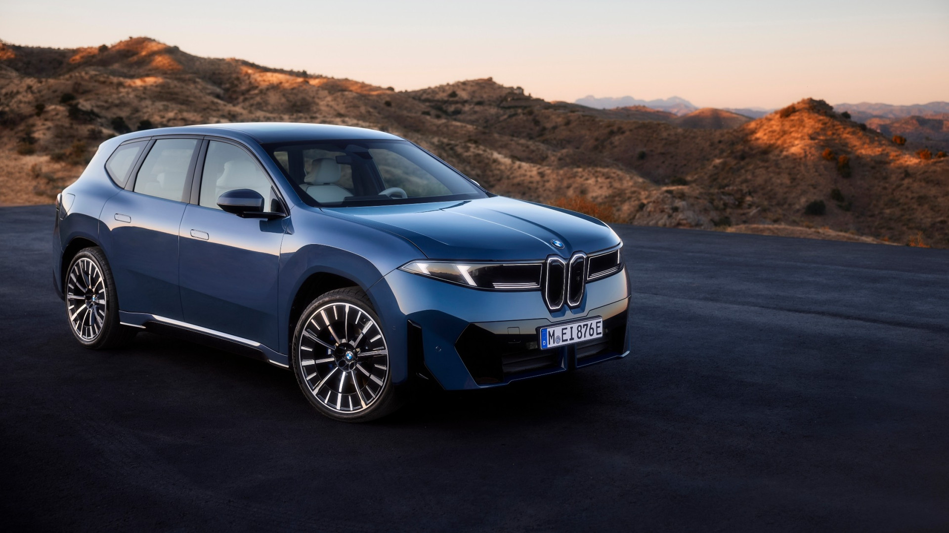Bemutatták az új BMW-t, amit Debrecenben fognak gyártani