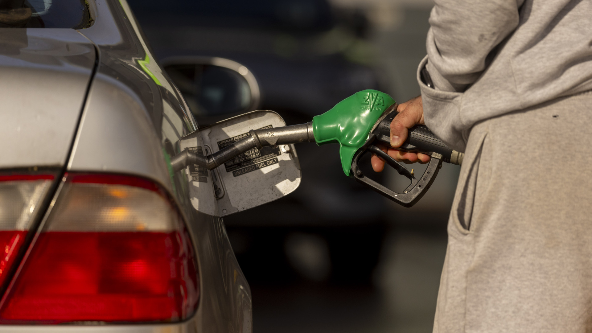 Itt a lélektani határ a benzinkutakon!