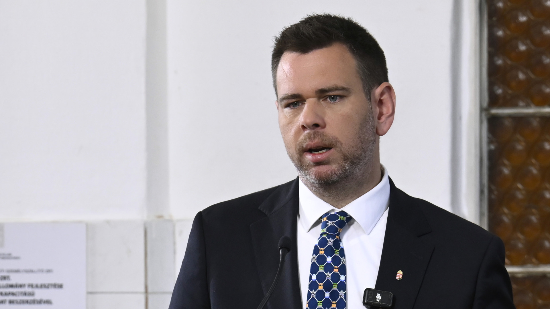 Megszólalt Vitézy Dávid: soha nem fognak tehervonatok dübörögni ezen a vasútvonalon
