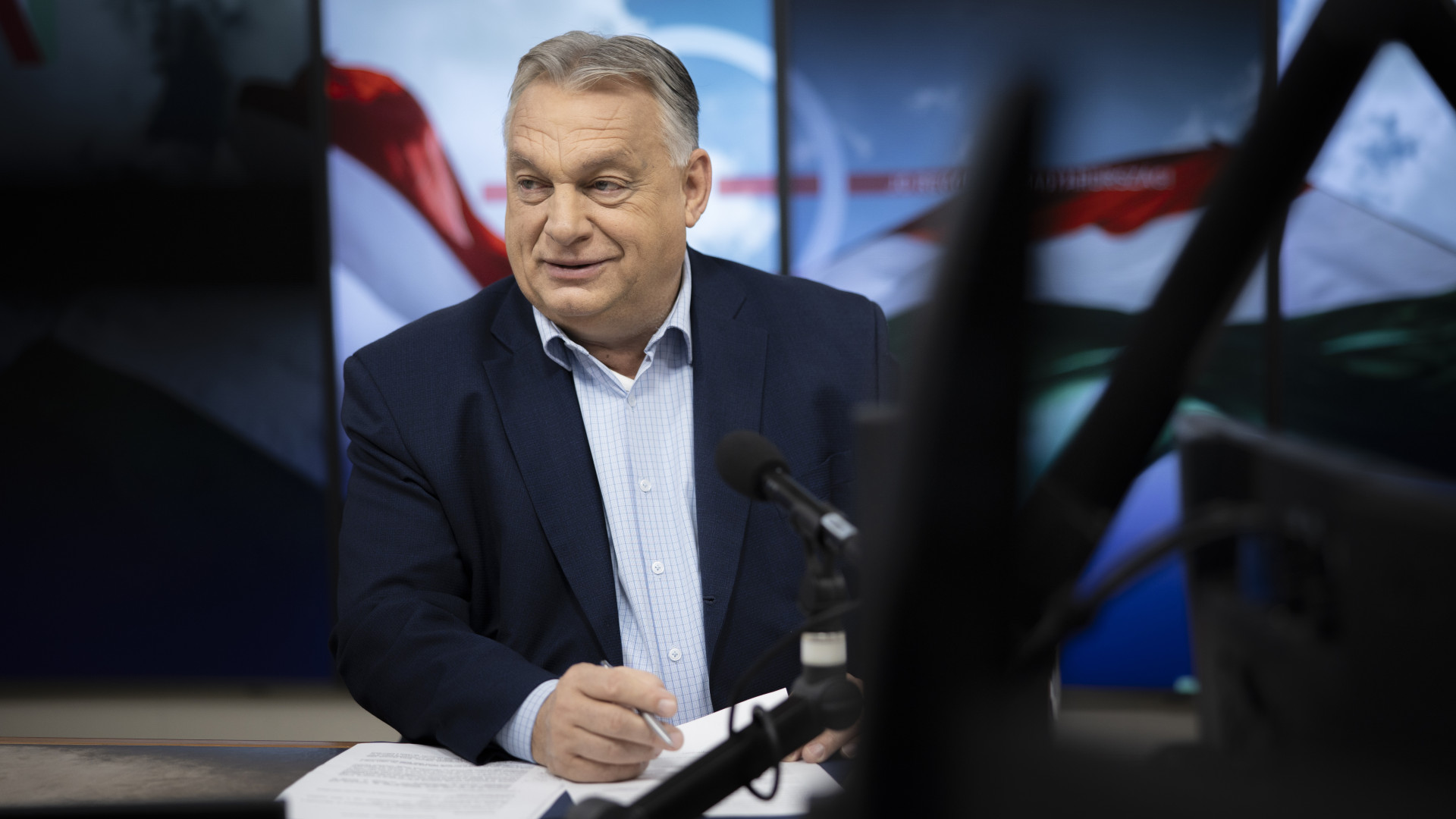Orbán Viktor élőben beszél