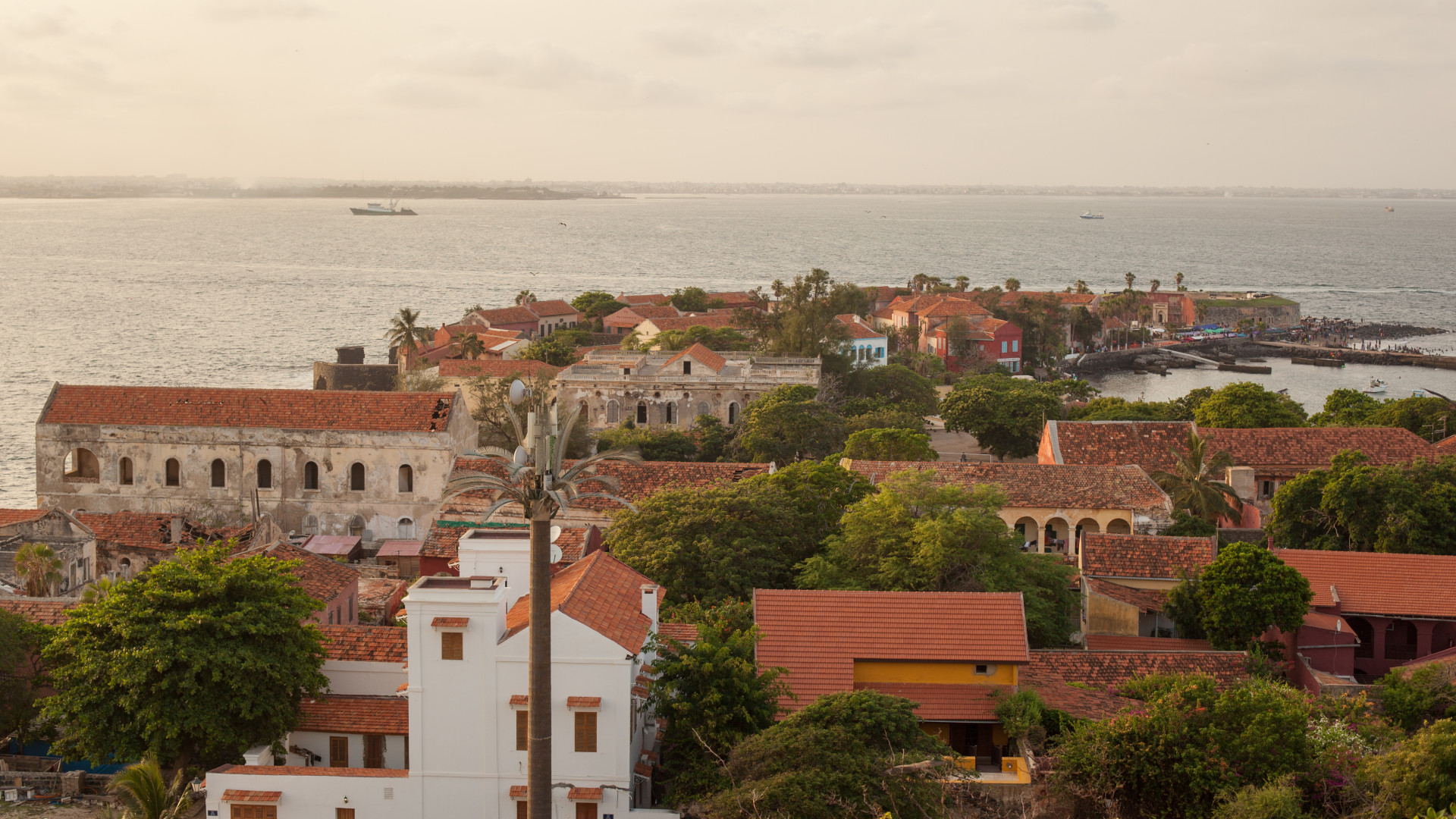 Heteken belül csődbe megy egy egész ország, a kormány a saját sírját ássa