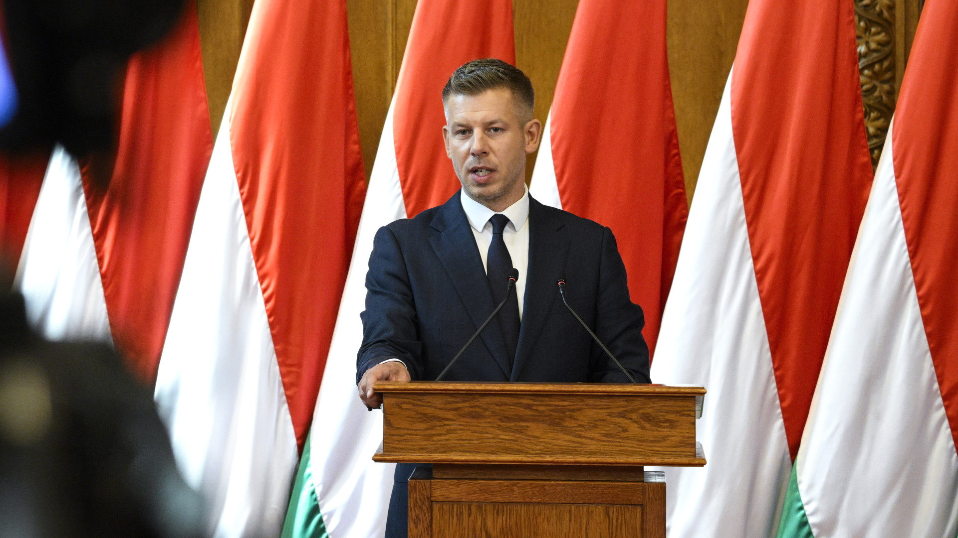 Véget ért a V4-ek tárgyalása, élőben beszél Magyar Péter, Tusk, Babiš és Fico