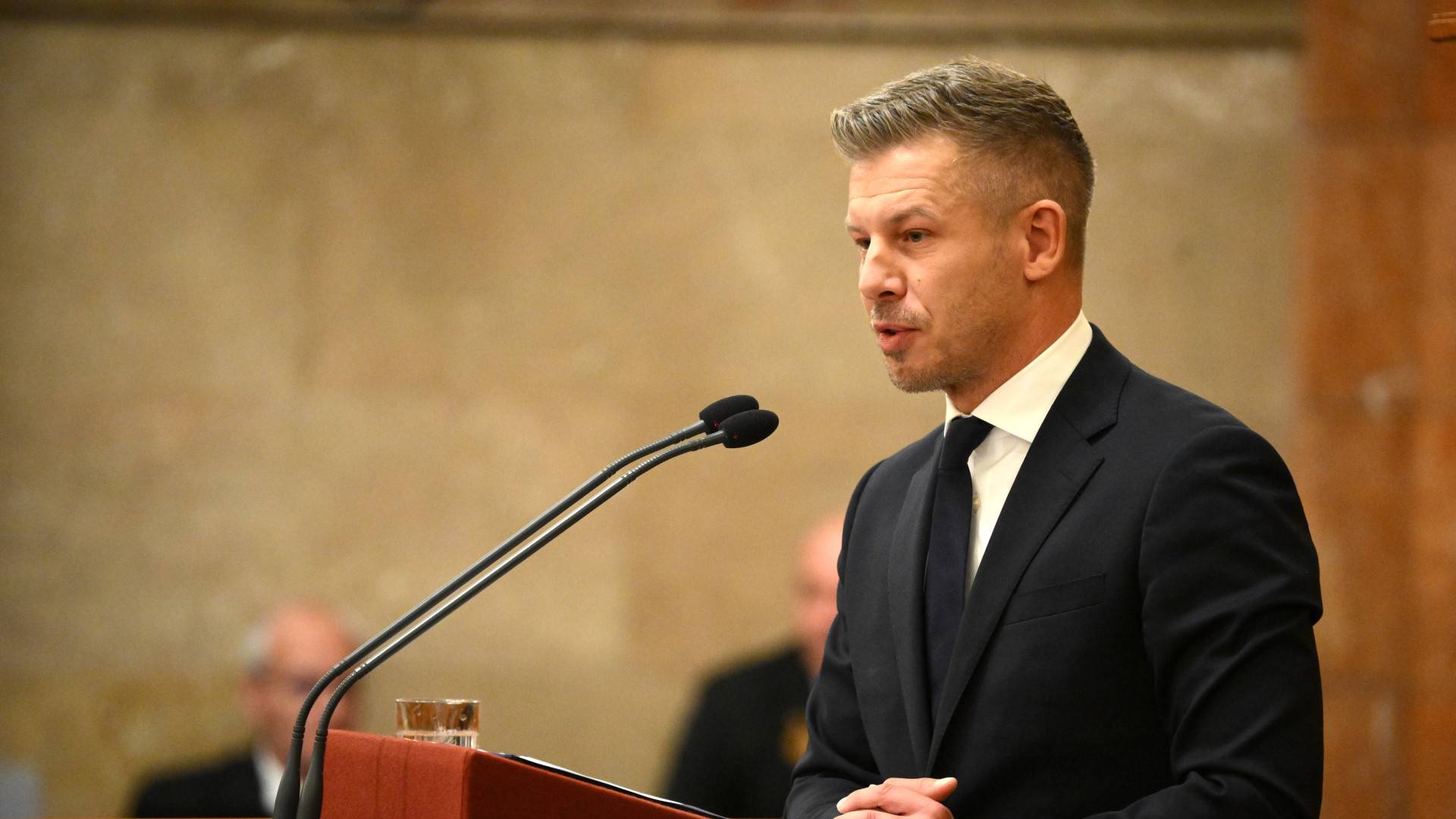 Magyar Péter keményen üzent Orbán Viktornak