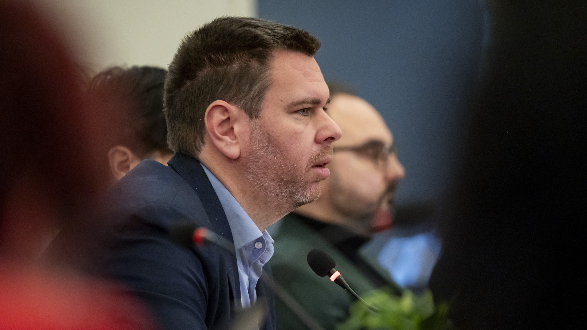 Vitézy Dávid: felülvizsgáljuk a beruházási szerződések titkosítását