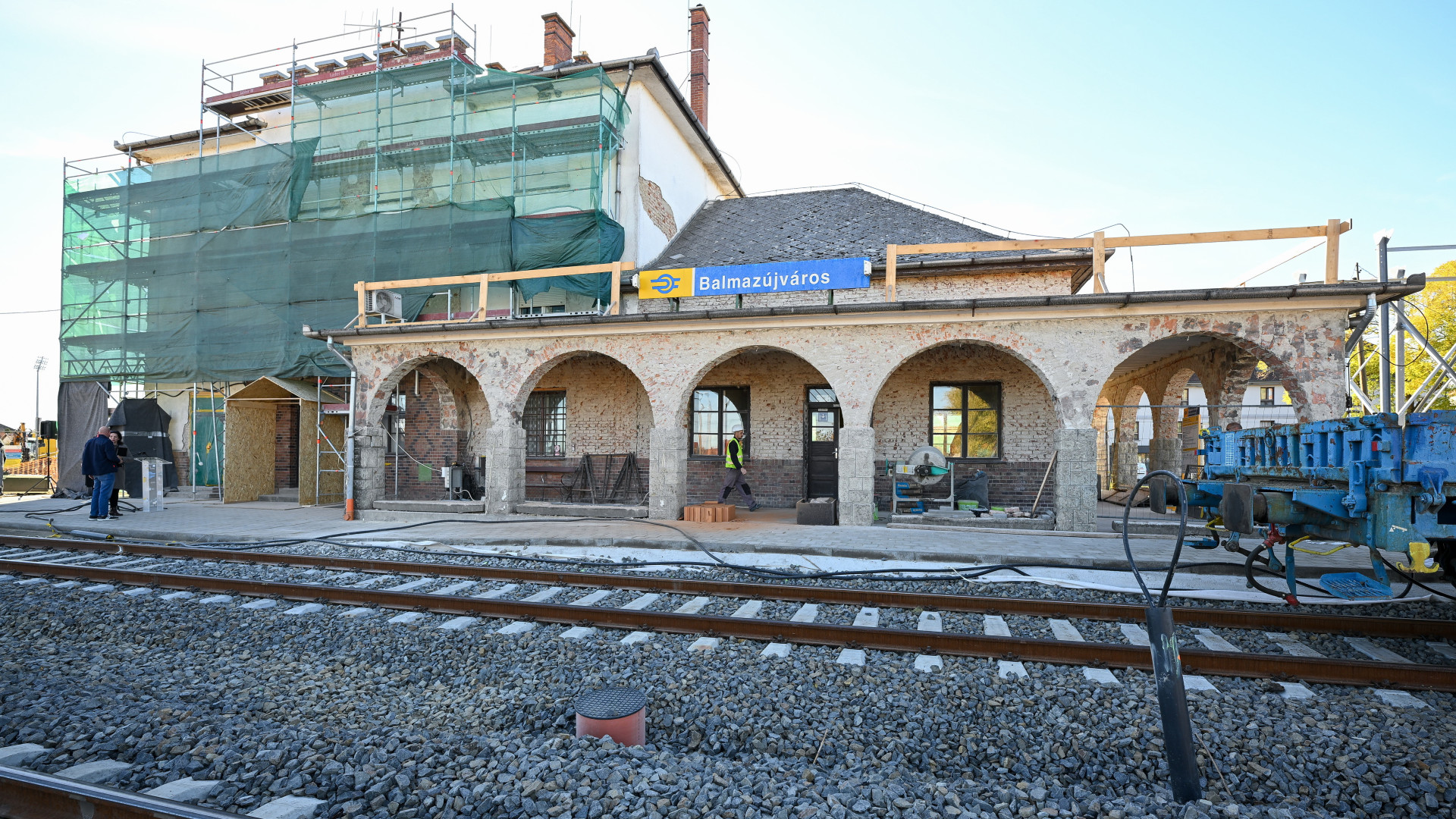 15 milliárd forintot költ a MÁV az állomásokra: légkondicionált váróépületek jönnek