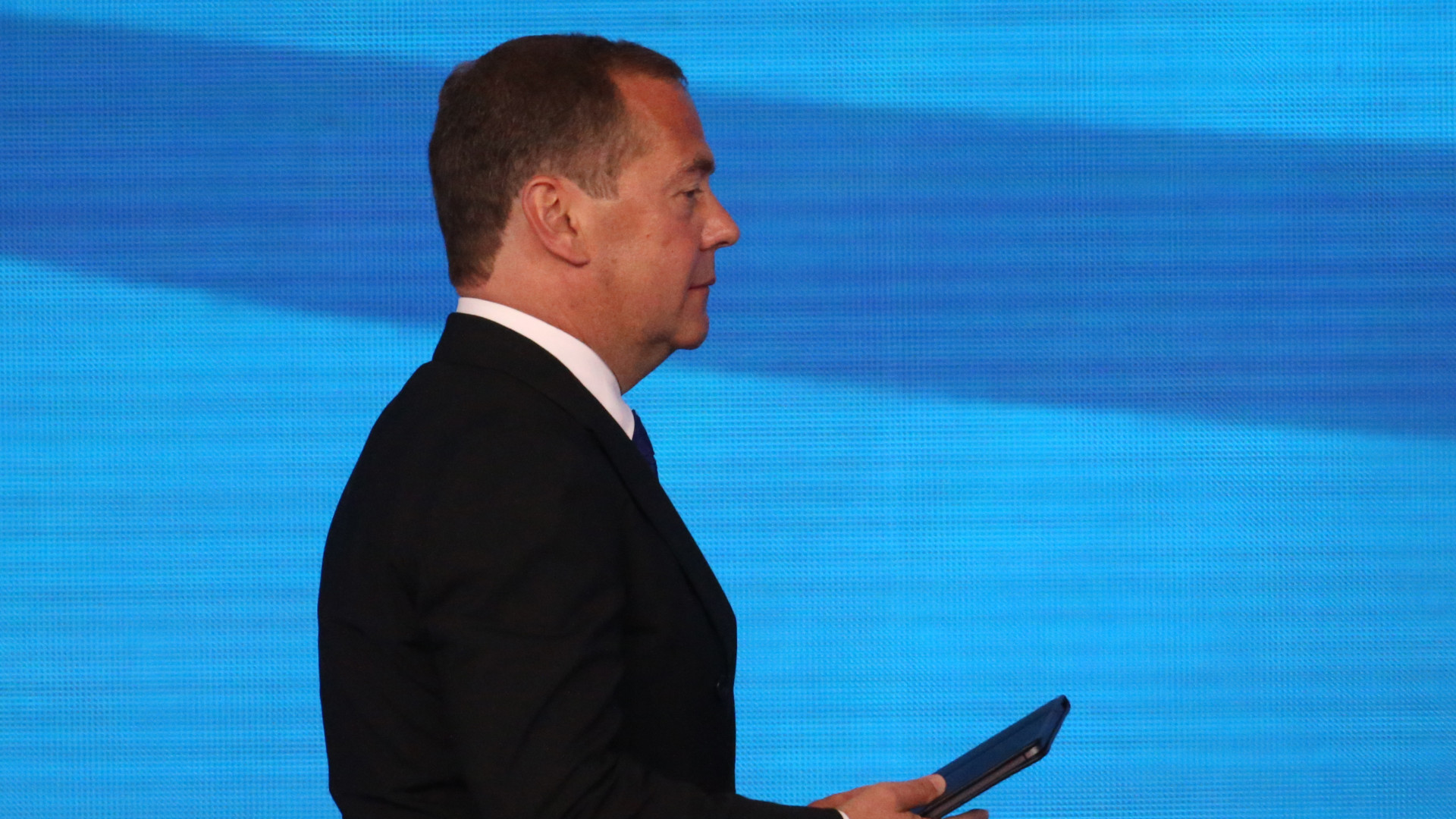 Szokatlanul baráti hangnemben szólalt meg Medvegyev: olyat tett Washington, amivel meglágyította a volt orosz elnök szívét