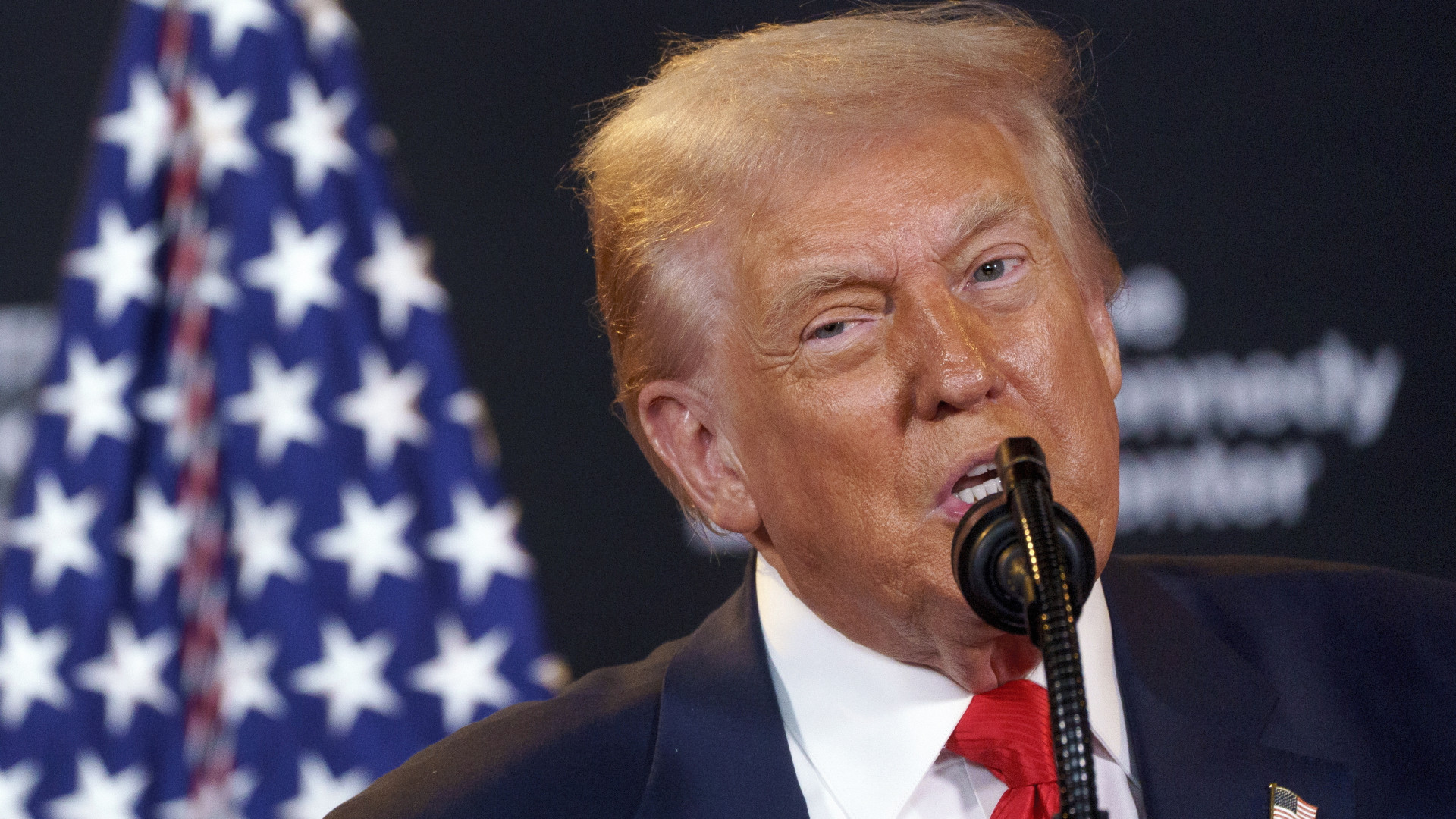 Váratlan fordulat a gyógyszerpiacon: Trump vámtervei hetekkel tolódtak ki