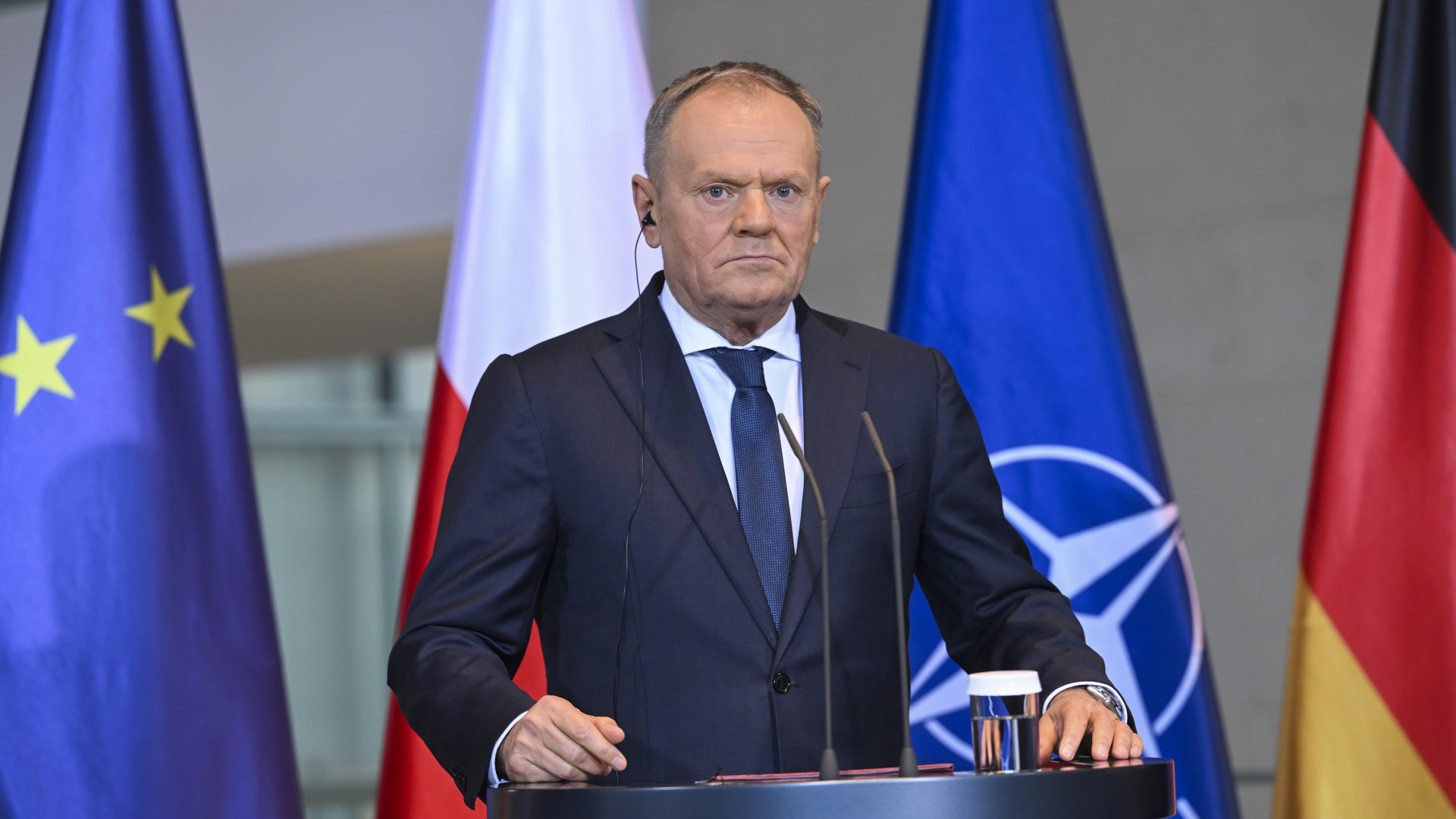 Sorra kapja a pofonokat Ukrajna egyik legfőbb támogatója: már a tárgyalóasztalnál sem szorítanak neki helyet