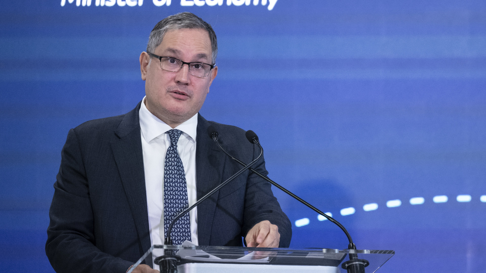 Asztalra csapott Nagy Márton minisztériuma: elég volt a nyugdíjkorhatár körüli álhírekből!