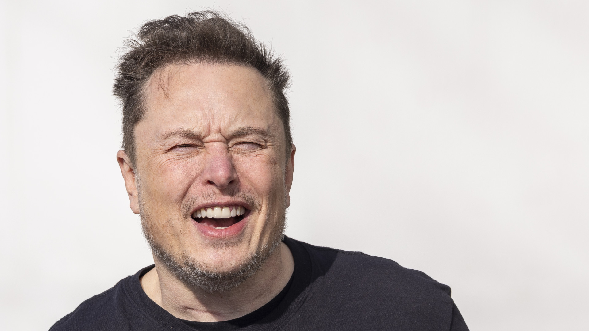 Elon Musk megúszta 1,5 millió dolláros bírsággal a Twitter részvényei miatt indult pert