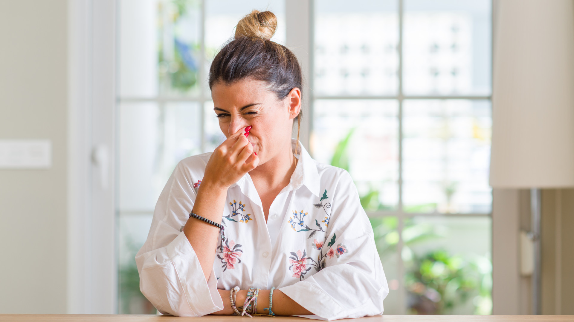 Olyan bűz terjeng egy magyar település fölött, hogy sokan már menekülnének onnan – Kiderült, honnan jöhet az orrfacsaró szag