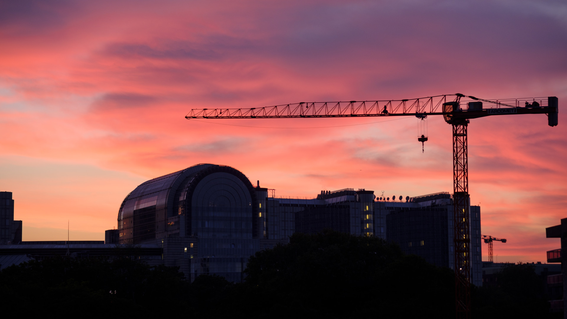 Megjött a vészjósló jelentés: tömegesen dőlnek be ezek a cégek Magyarországon, bemutatjuk a bajba jutott szektort