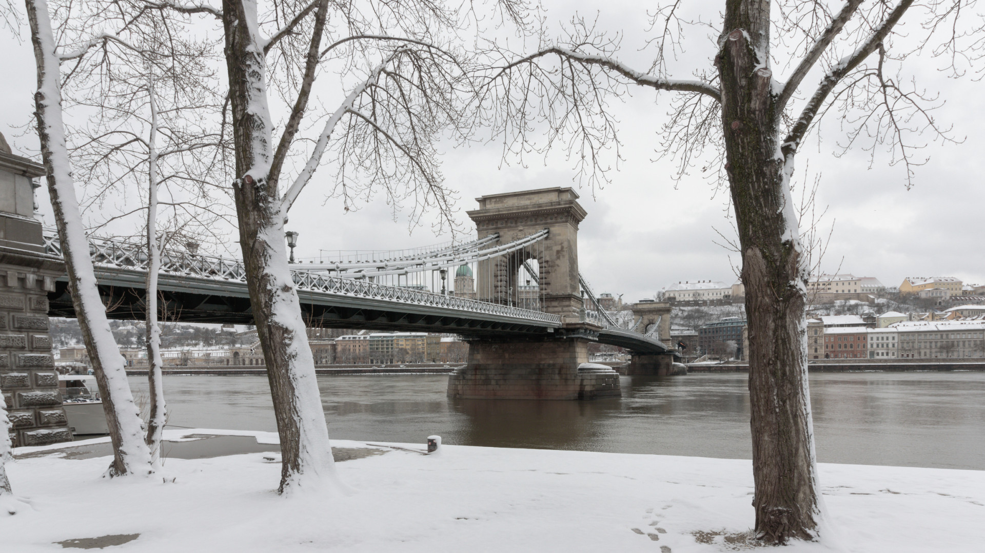 Megjött a veszélyjelzés, súlyos hótorlaszok alakulhatnak ki – Híreink a hóhelyzetről vasárnap
