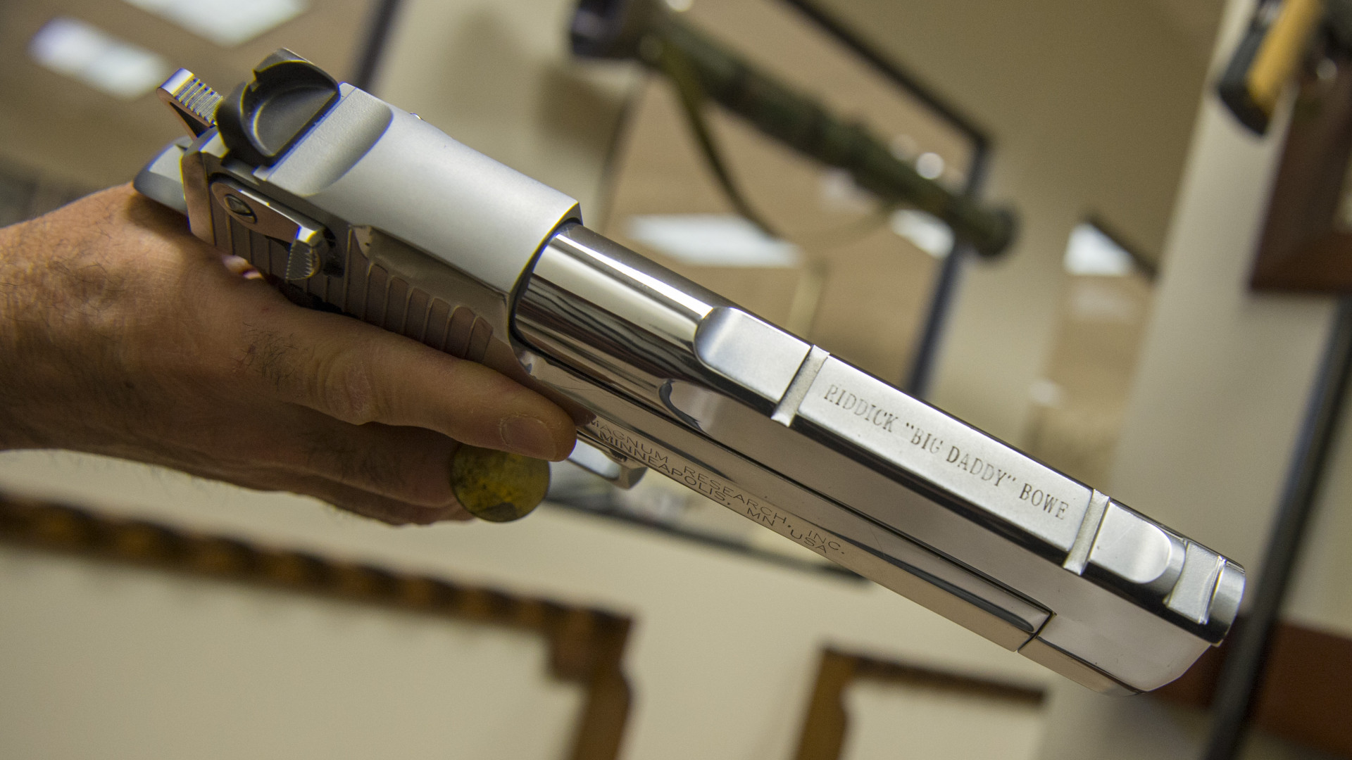 Ezeket a fegyvereket látod minden filmben és játékban, de az igazság megdöbbentő