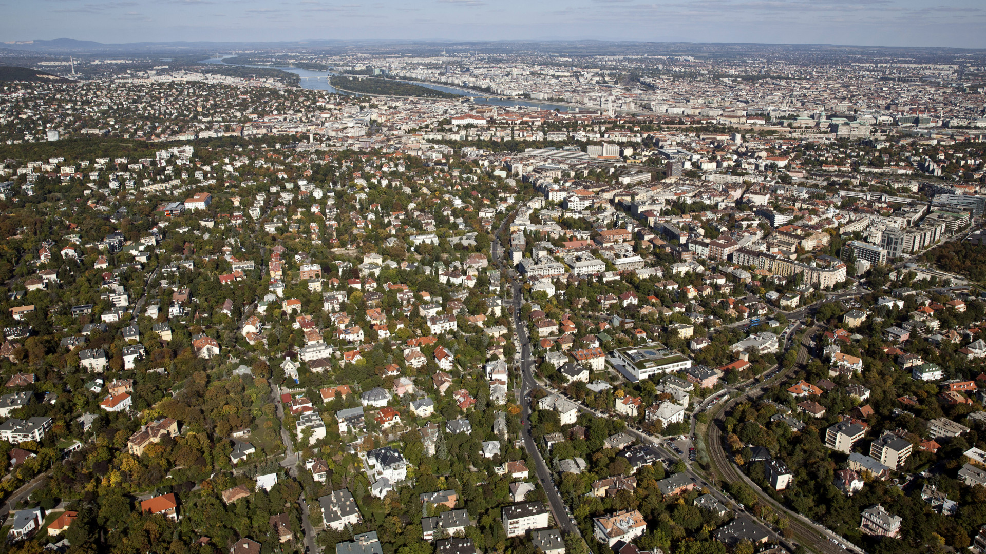 Óriási különbségek a budapesti agglomeráció legolcsóbb és legdrágább települései között – itt a pontos lista