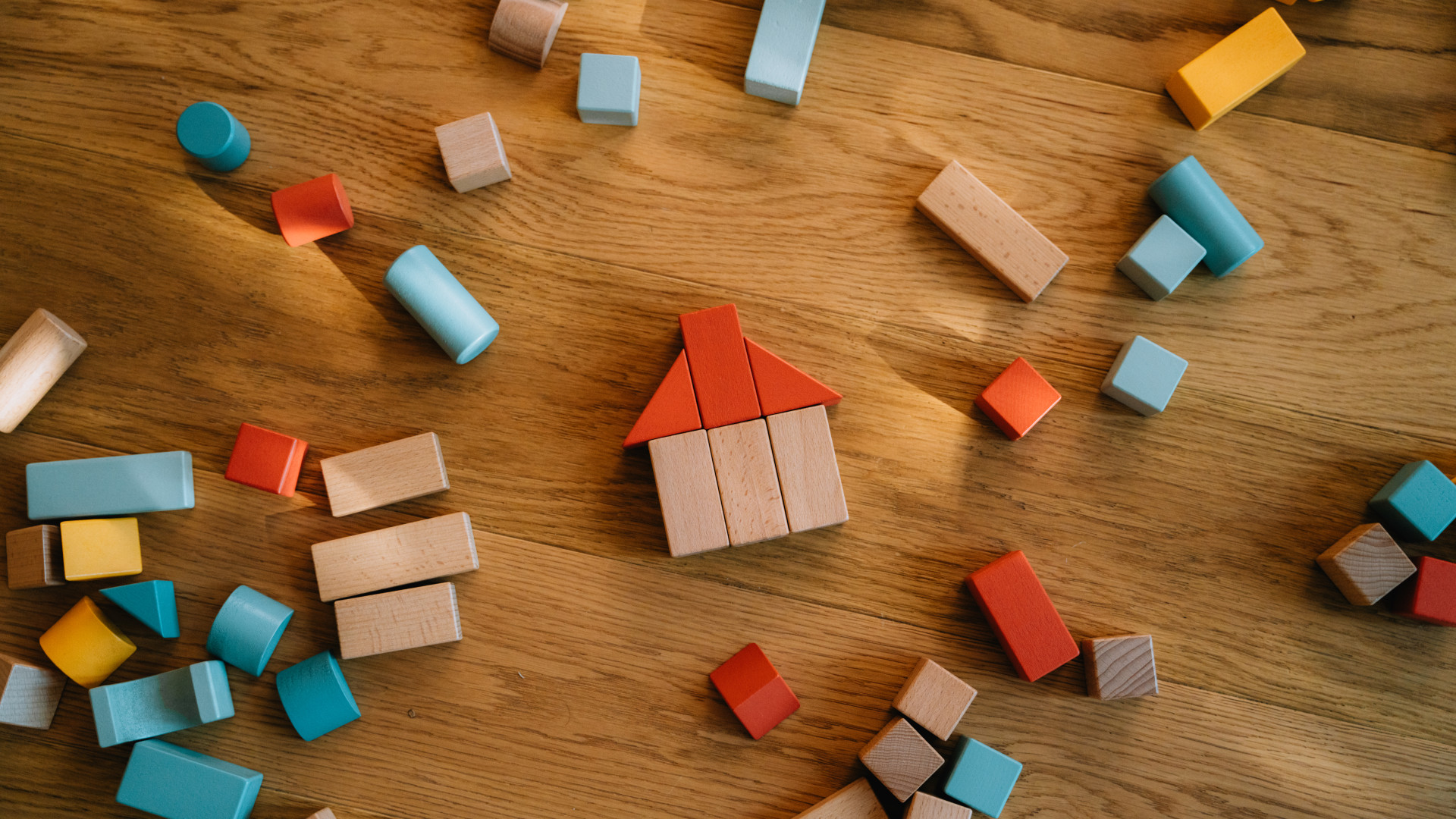 Valamire készül az MNB, örülhetnek a hitelfelvevők? – Itt a friss lakáshitel-táblázat