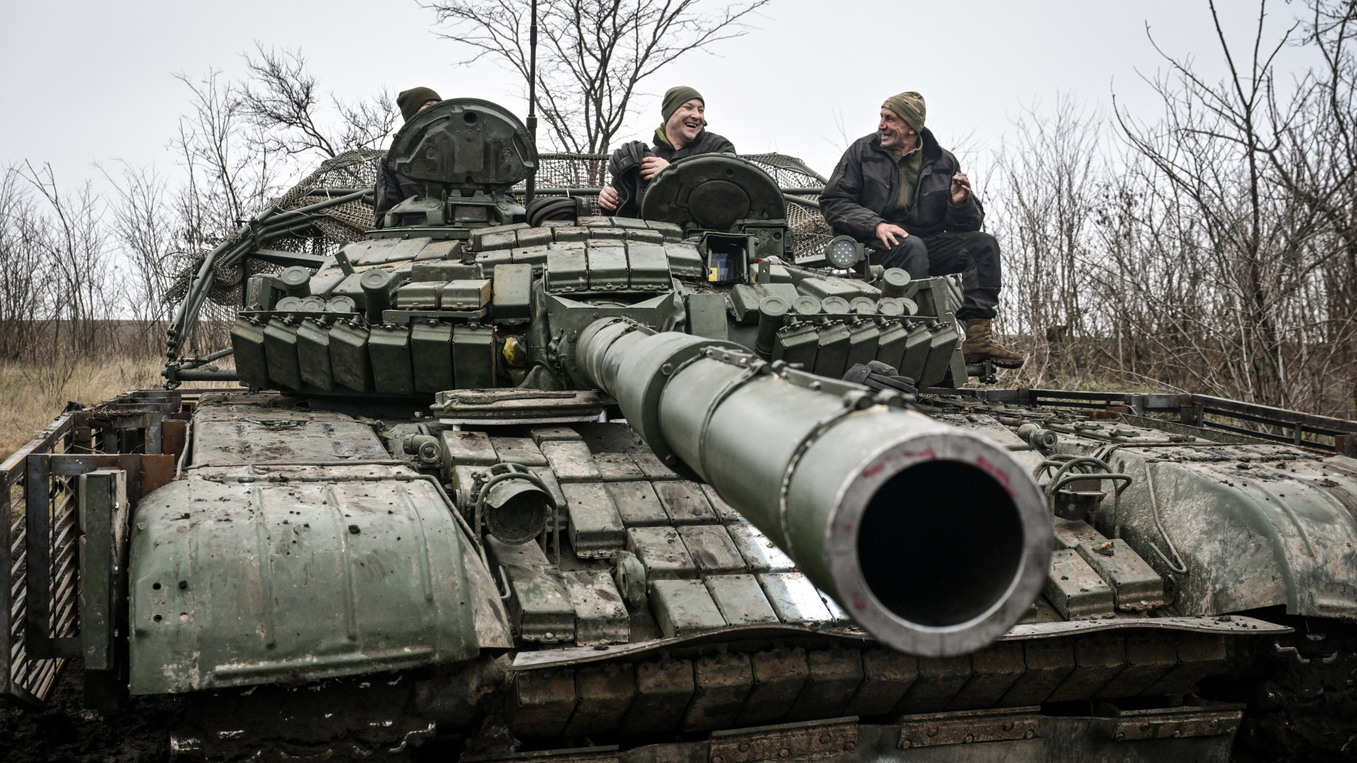 Jönnek az új siklóbombák, az oroszok keleten nyomulnak előre - Híreink az ukrajnai háborúról szombaton