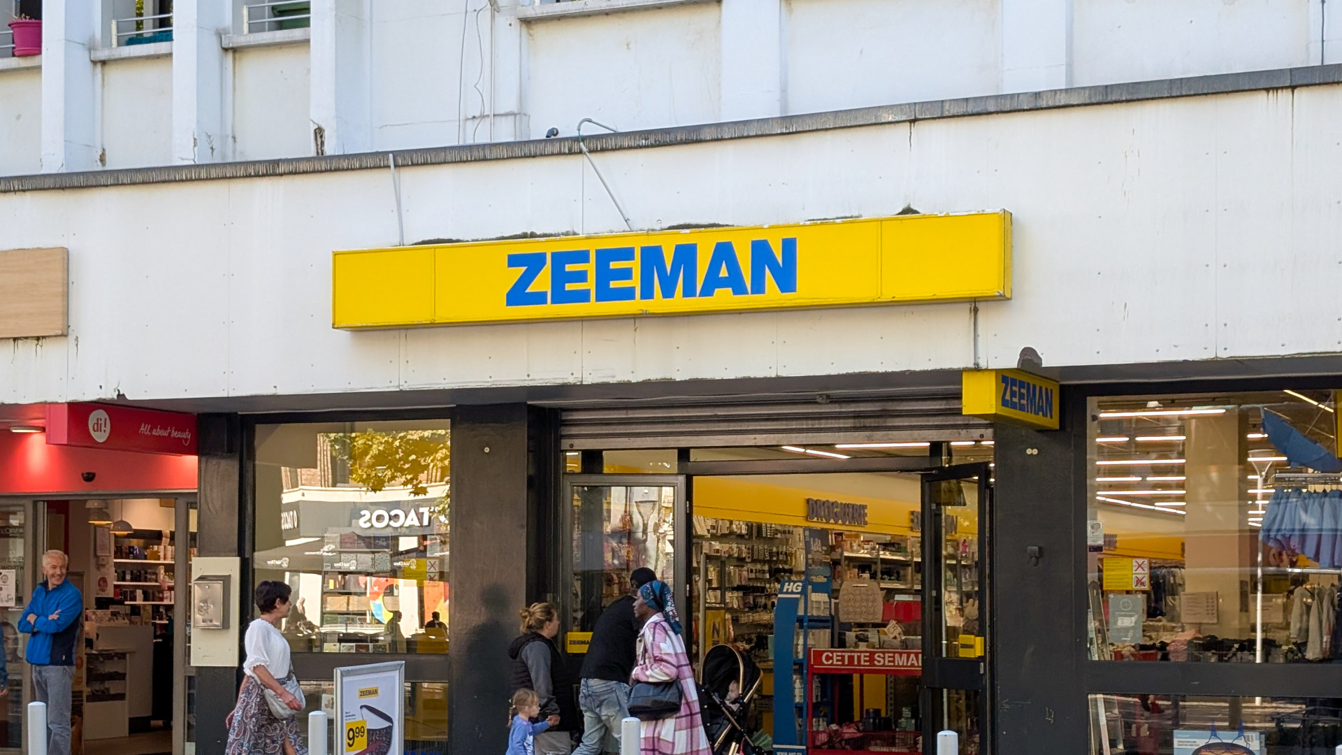 Kivonul a szomszédból egy diszkontlánc