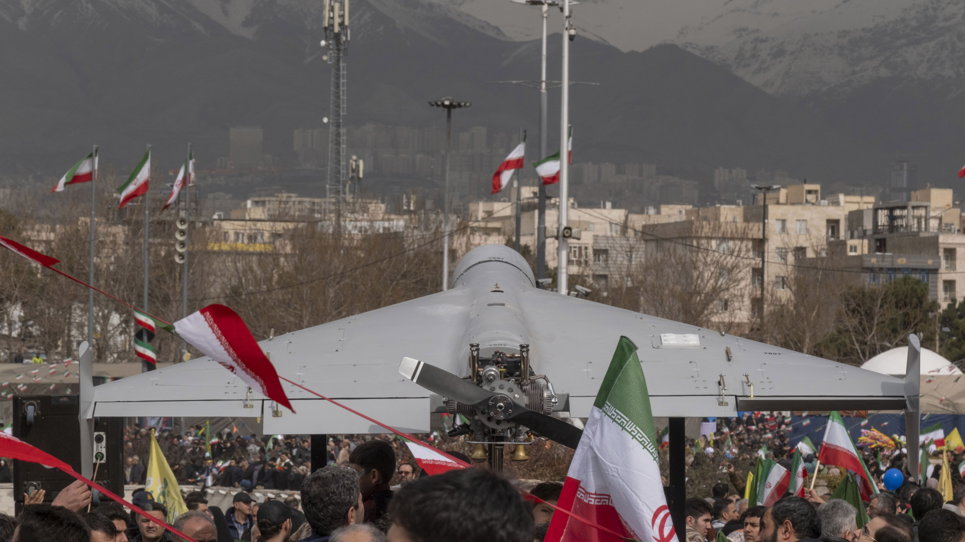 Egyszerre több kulcsfontosságú olajállamot is támadás ért: lángba borult egy gázüzem, megrongálódott az energetikai infrastruktúra