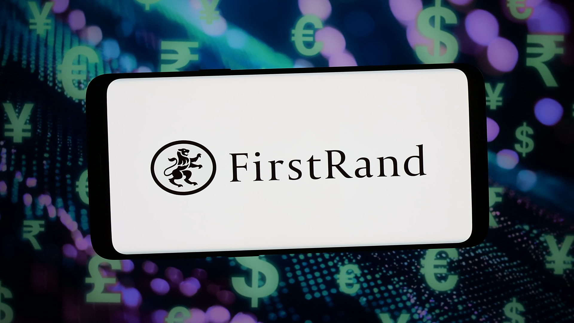Jókora bankfúzió készülődik: fájó botrány után keresnek vevőt a problémás pénzintézetre