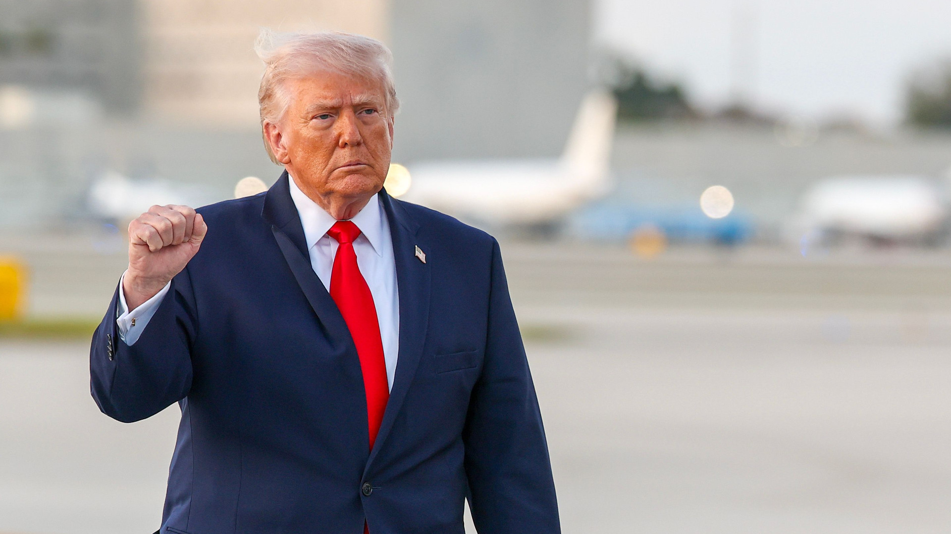 Kiderült Trump legújabb mesterterve, így zárná le az iráni háborút