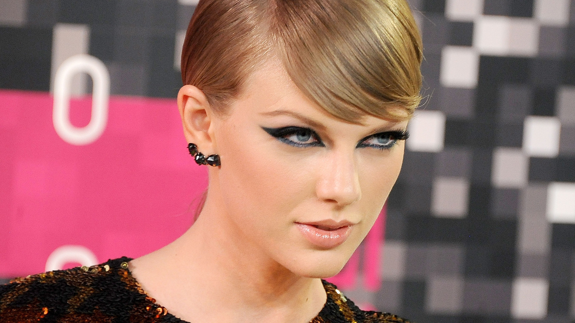 Kiborultak a milliárdosok a Taylor Swift-adó miatt, elképesztő bosszúval fenyegetőznek