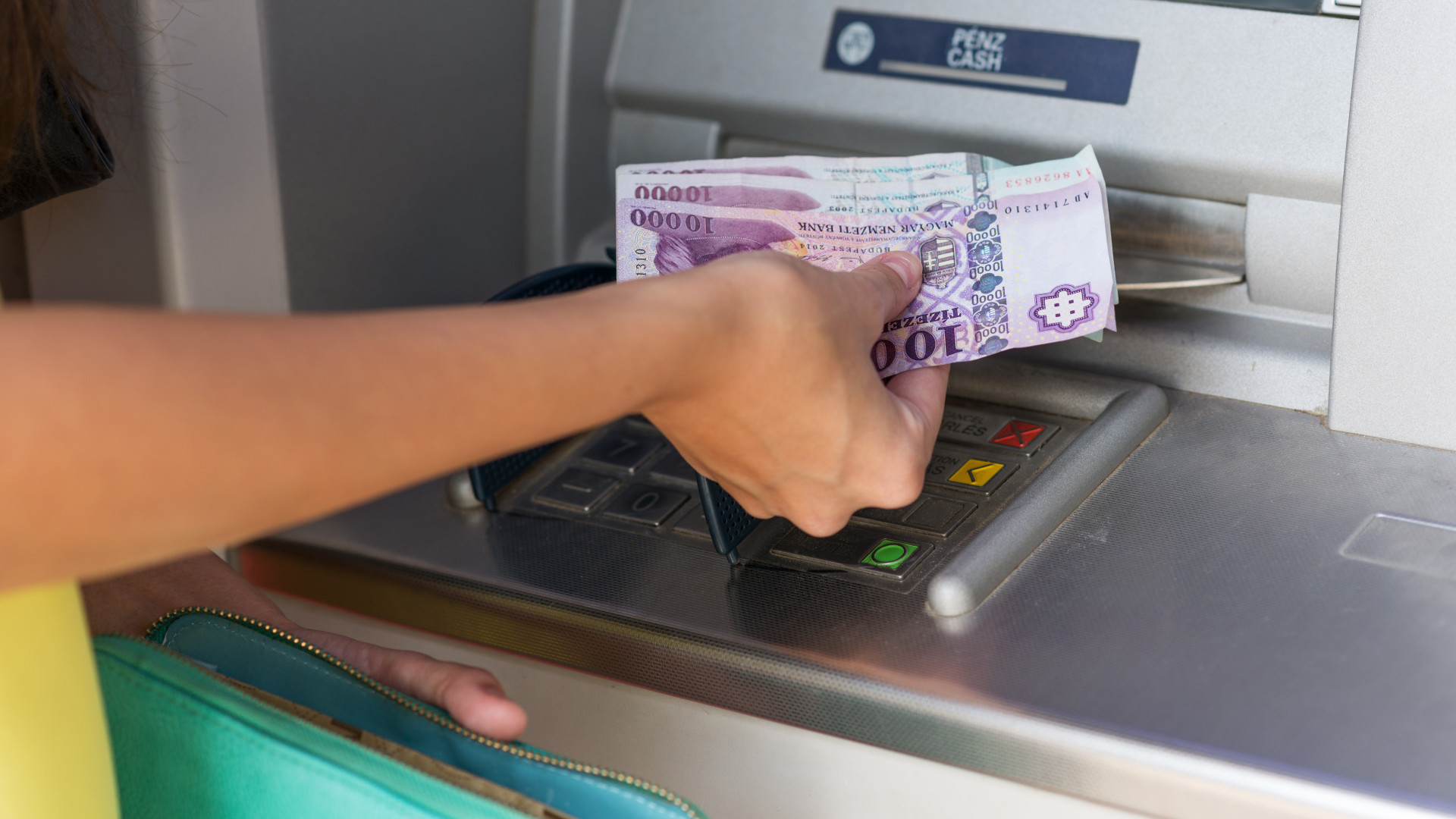 Parlagon heverő betétek: miért nem dolgozik a lakossági megtakarítás?