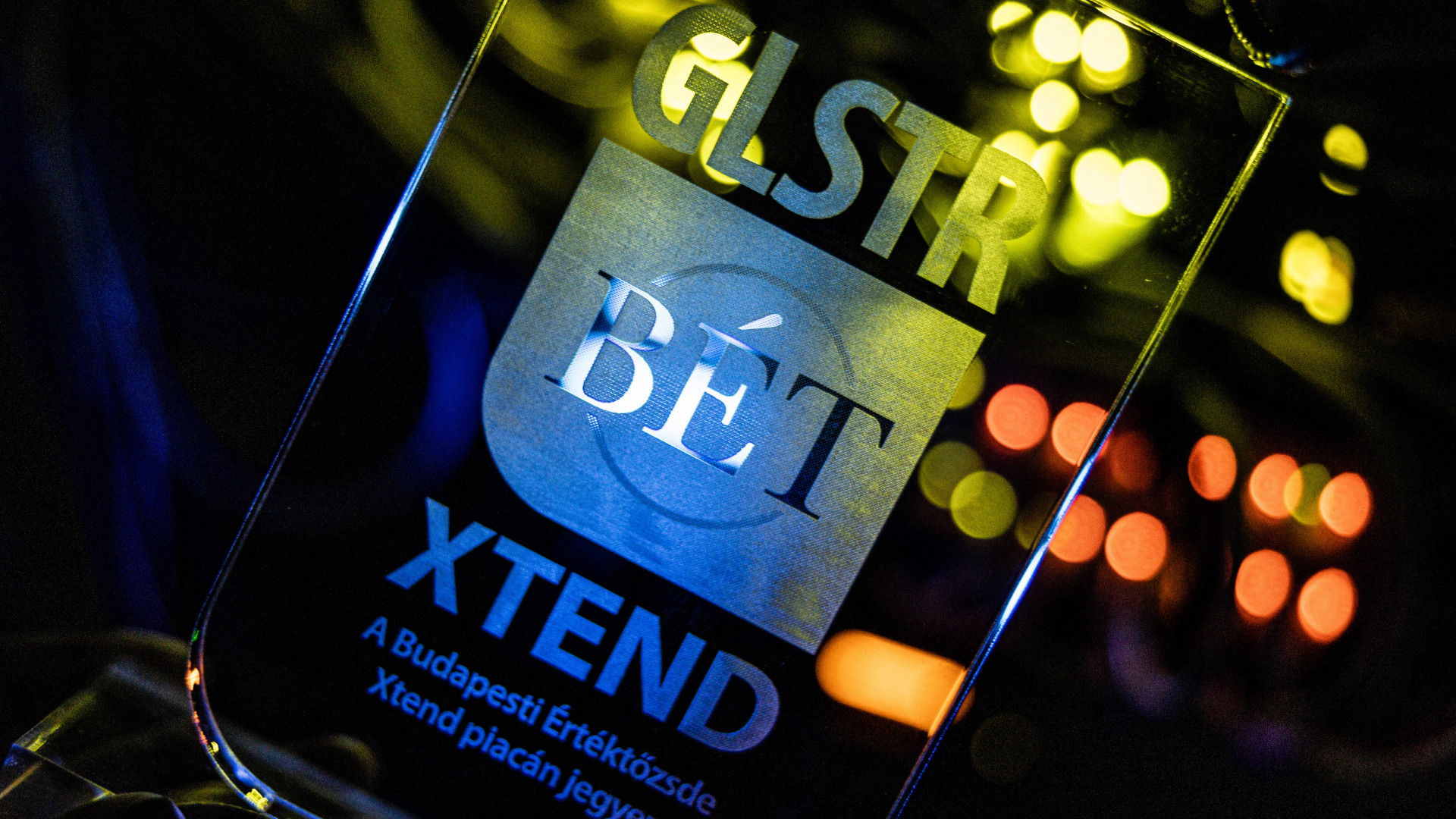 Folytatódik a növekedés a Gloster fontos mutatójánál