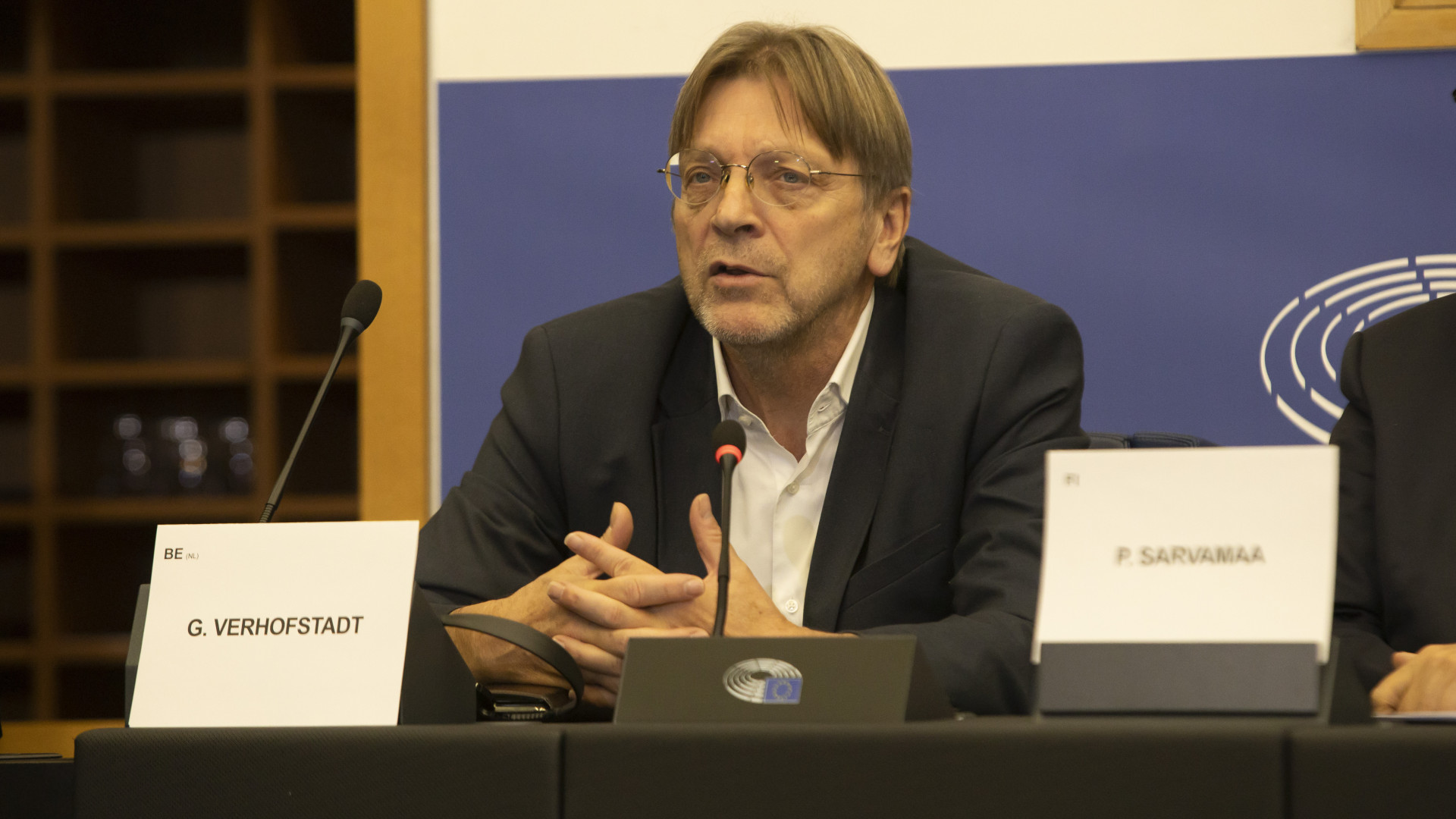 Verhofstadt: ideje megvonni Orbán Viktor szavazati jogát!