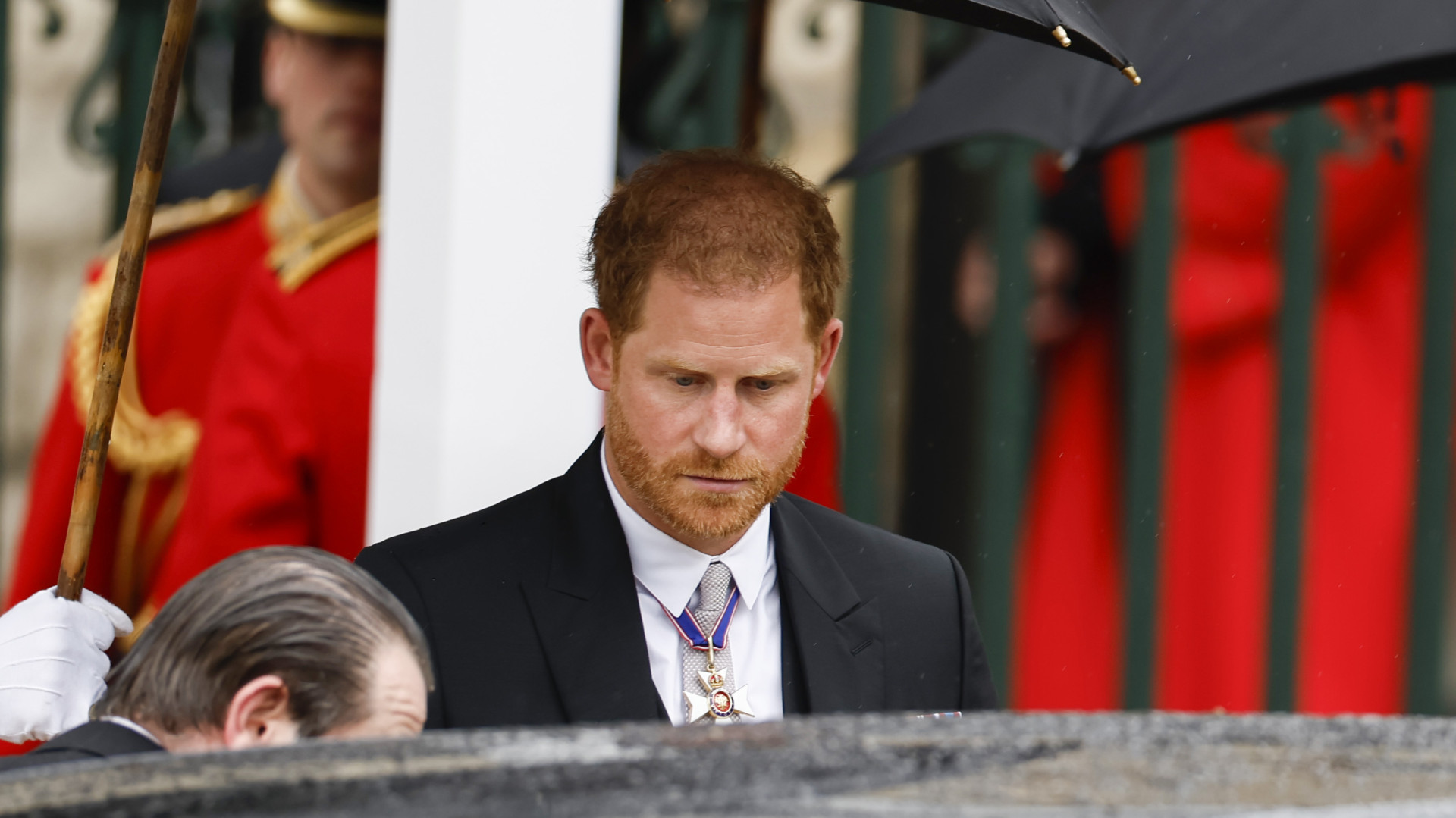 Döntött Harry herceg - Egy dolgot még nem bocsátott meg fiának a király