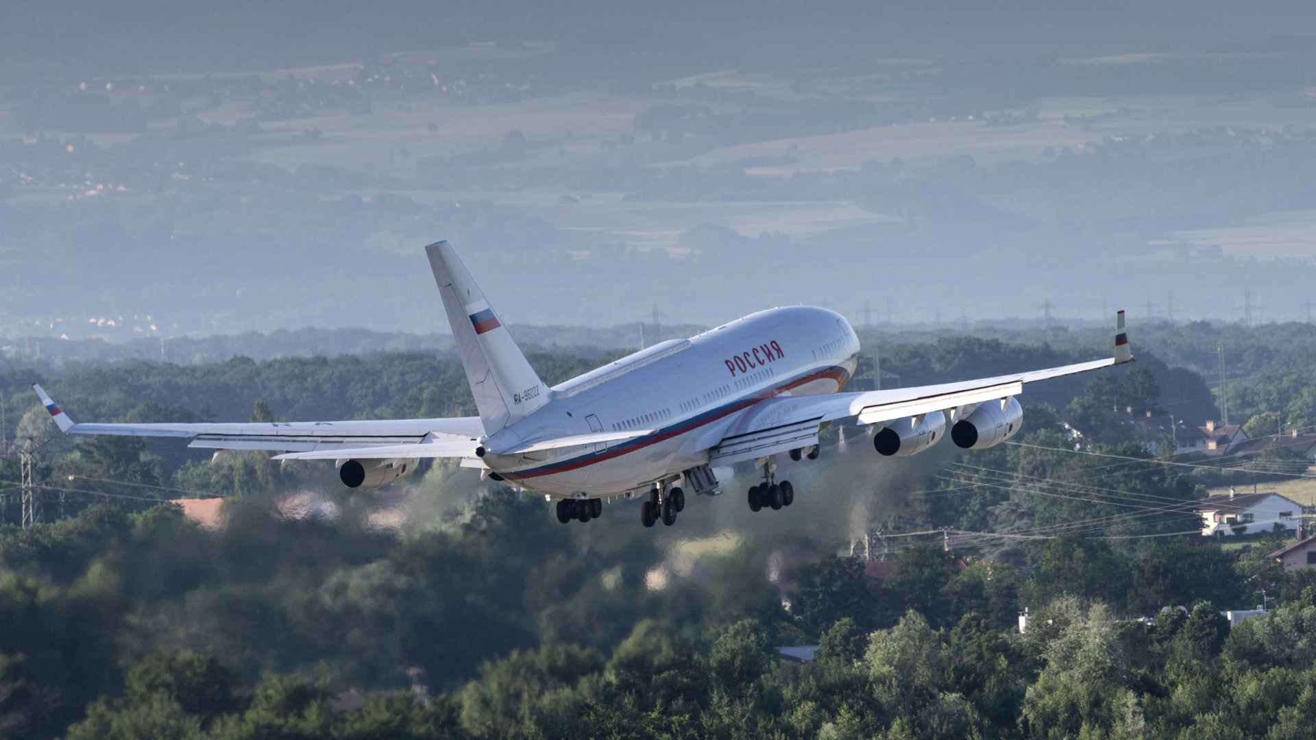 A Flightradar adatai szerint már úton lehet Alaszkába az orosz delegáció – Forrás: Portfolio.hu