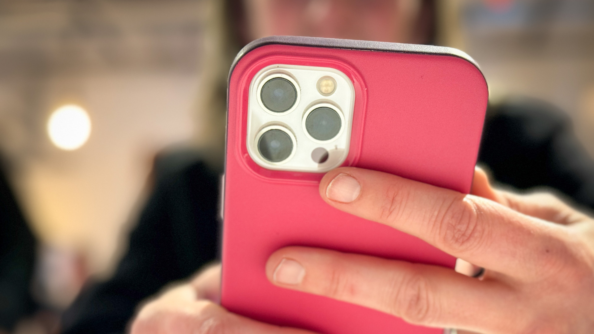 Fontos levelet küldött a Simple az iOS felhasználóknak