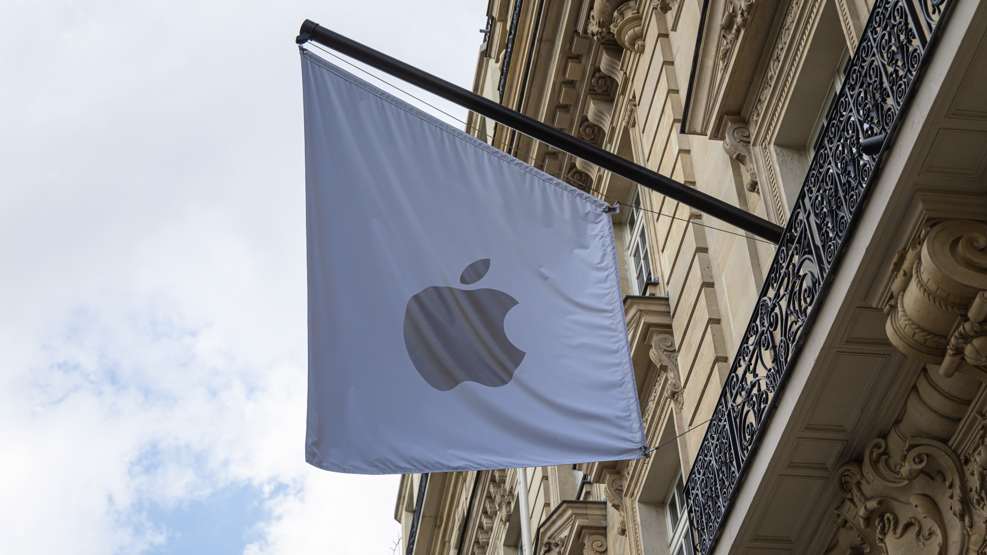 Történelmi lépésre készül az Apple, ez az androidosokat is érinti