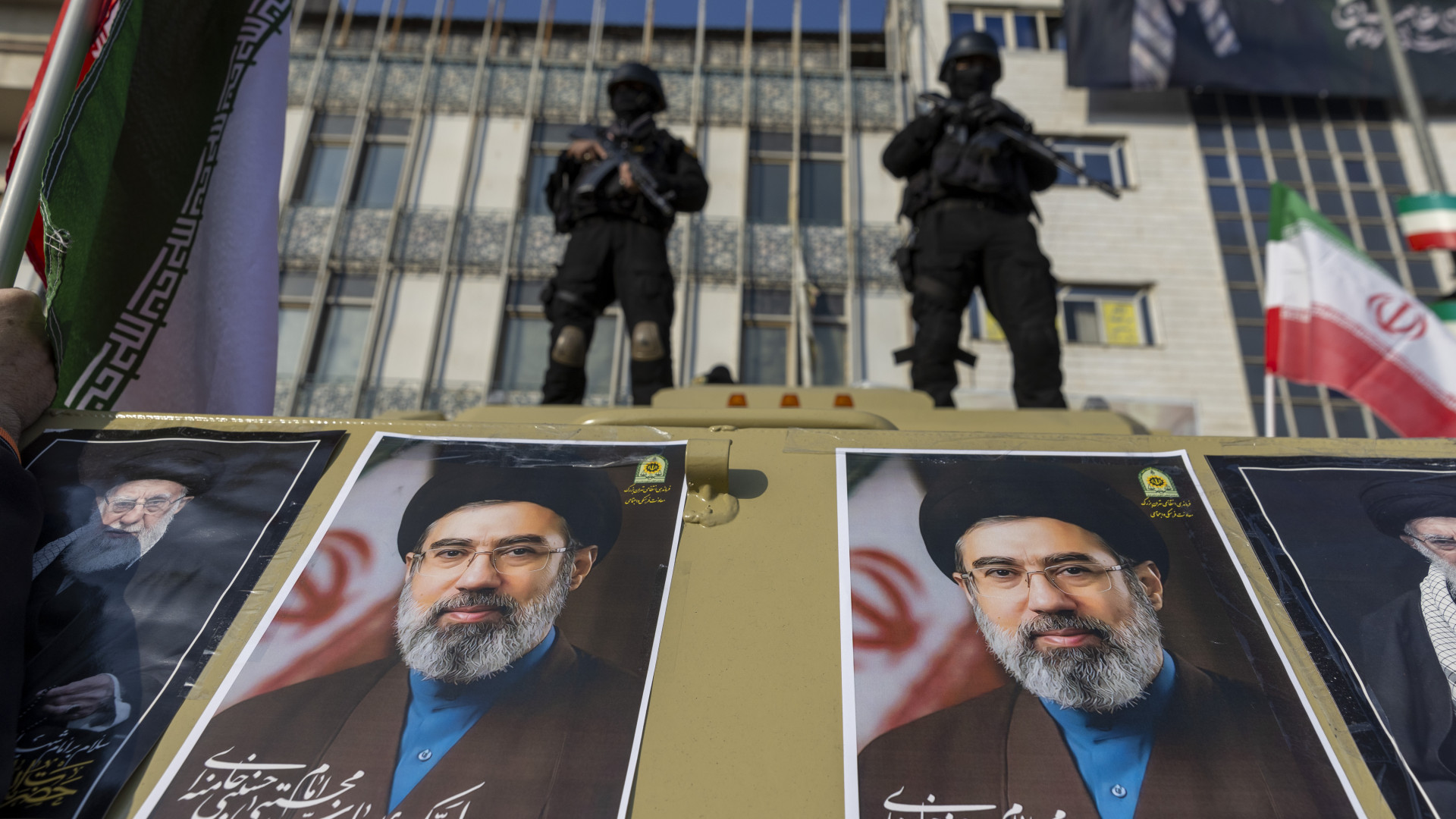 Győzelmet hirdetett az Egyesült Államok és Izrael felett az iráni legfelsőbb vezető