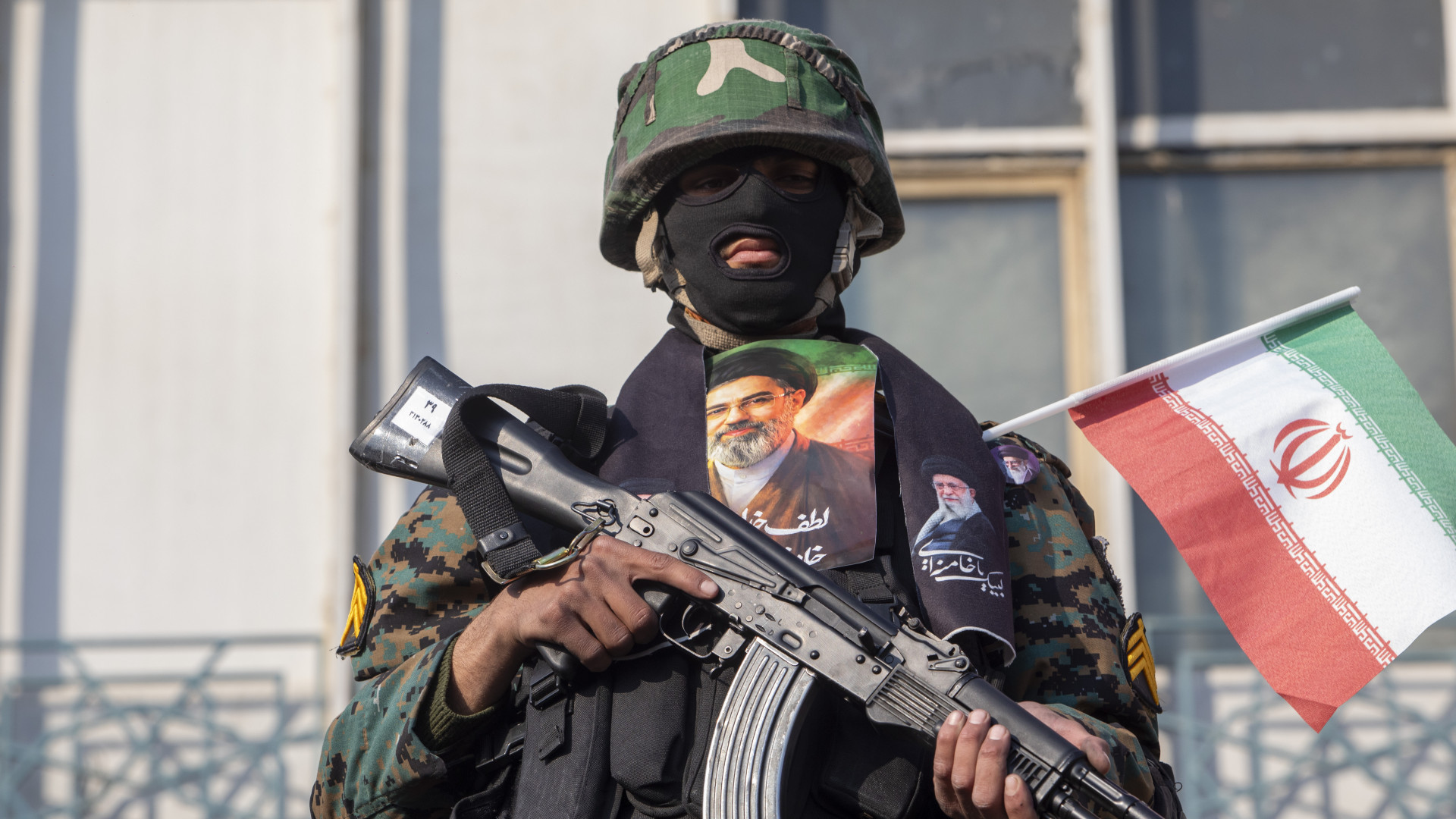 Új célpontokat jelölt ki Irán: a bankok és a techcégek irodái is sorra kerülhetnek