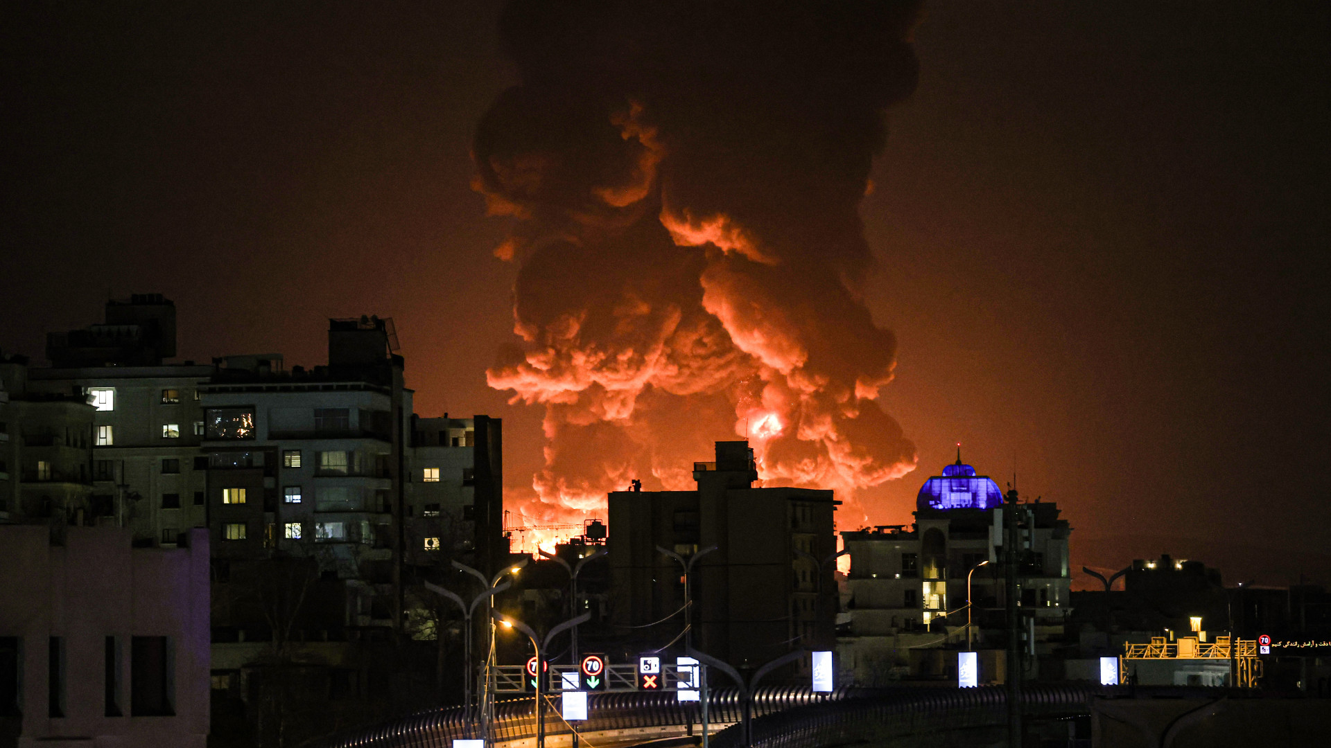 Közeleg a teljes megsemmisülés: Irán segítségért könyörög - Olyan országokhoz fordultak, melyeket nemrég még ők bombáztak