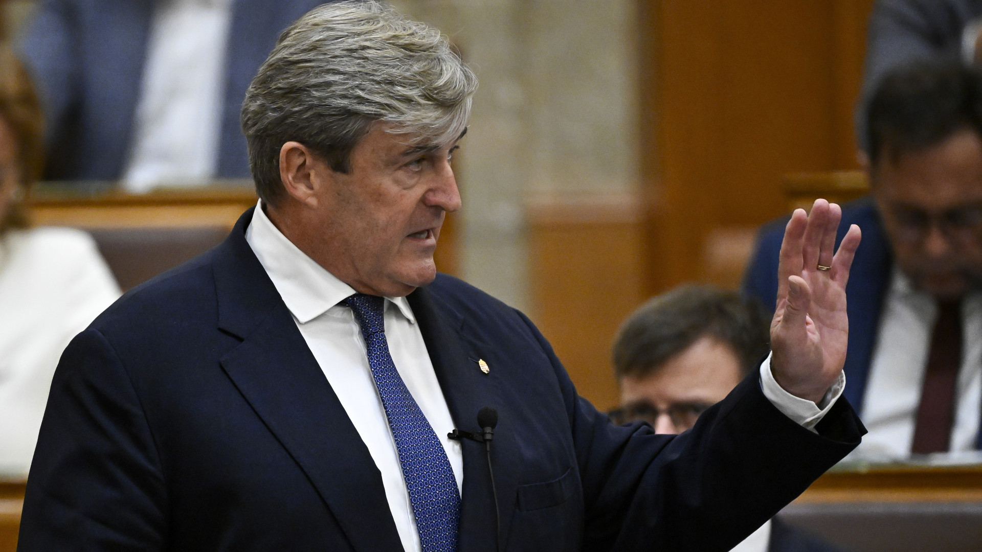 Súlyos visszaélések miatt tett feljelentést a kormány, Kapitány István elárulta a részleteket