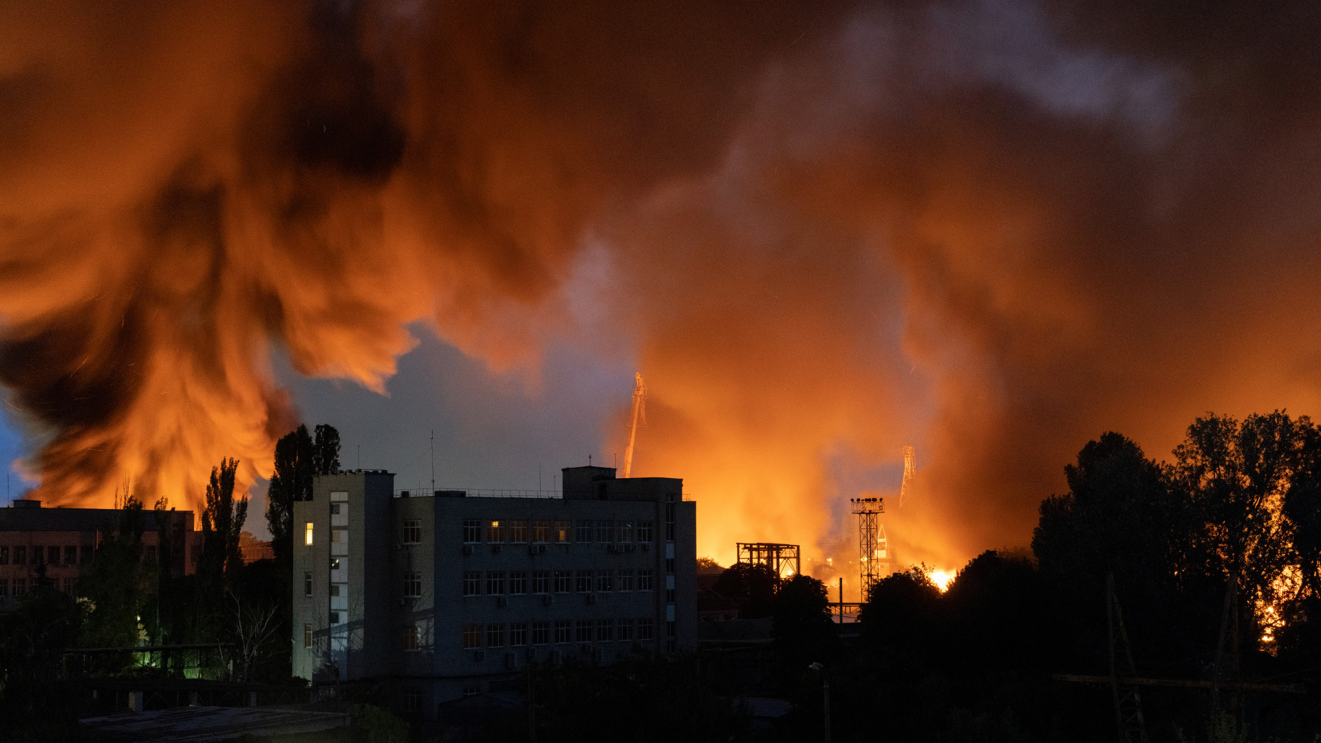 Súlyos orosz csapás után kiadta a parancsot Ukrajna: „aki teheti, azonnal hagyja el Kijevet!”
