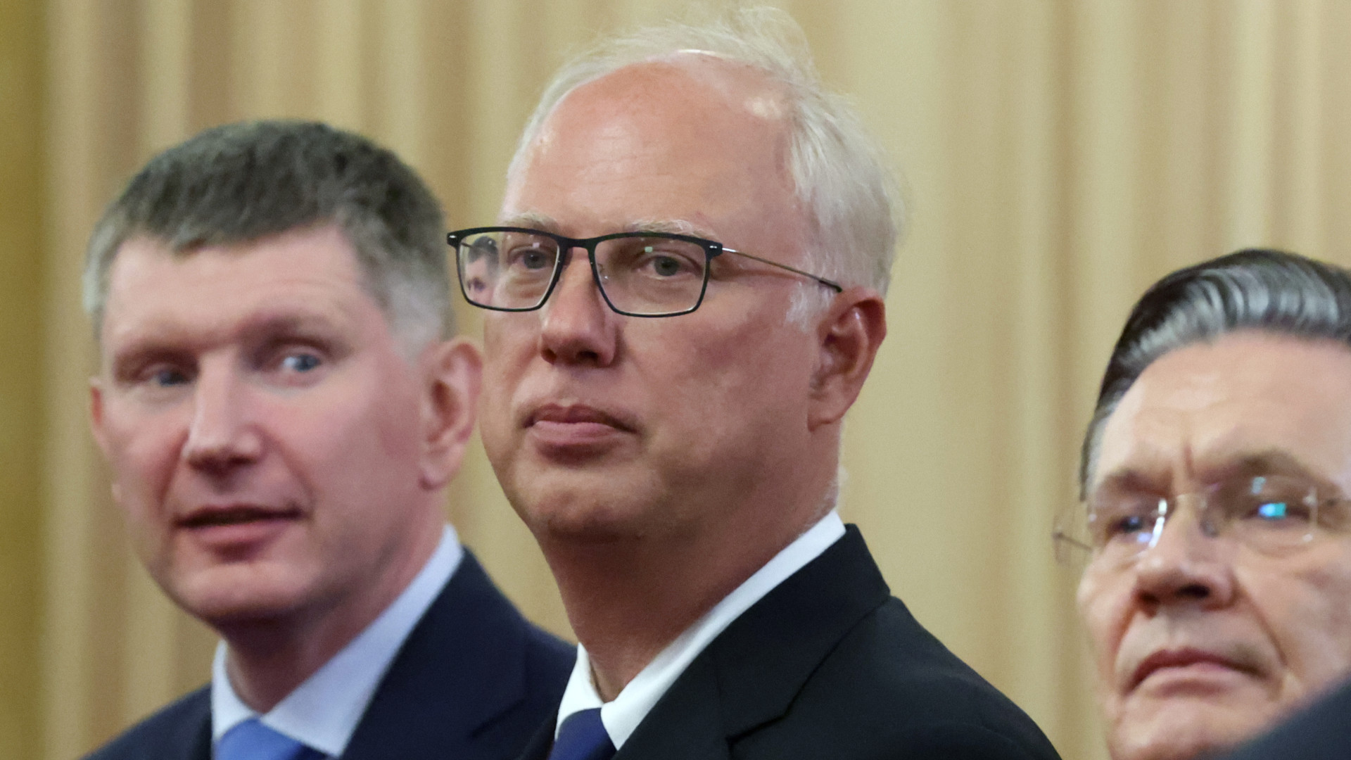 Még nincs veszve semmi? – Váratlanul az Egyesült Államokba érkezett Putyin fontos embere