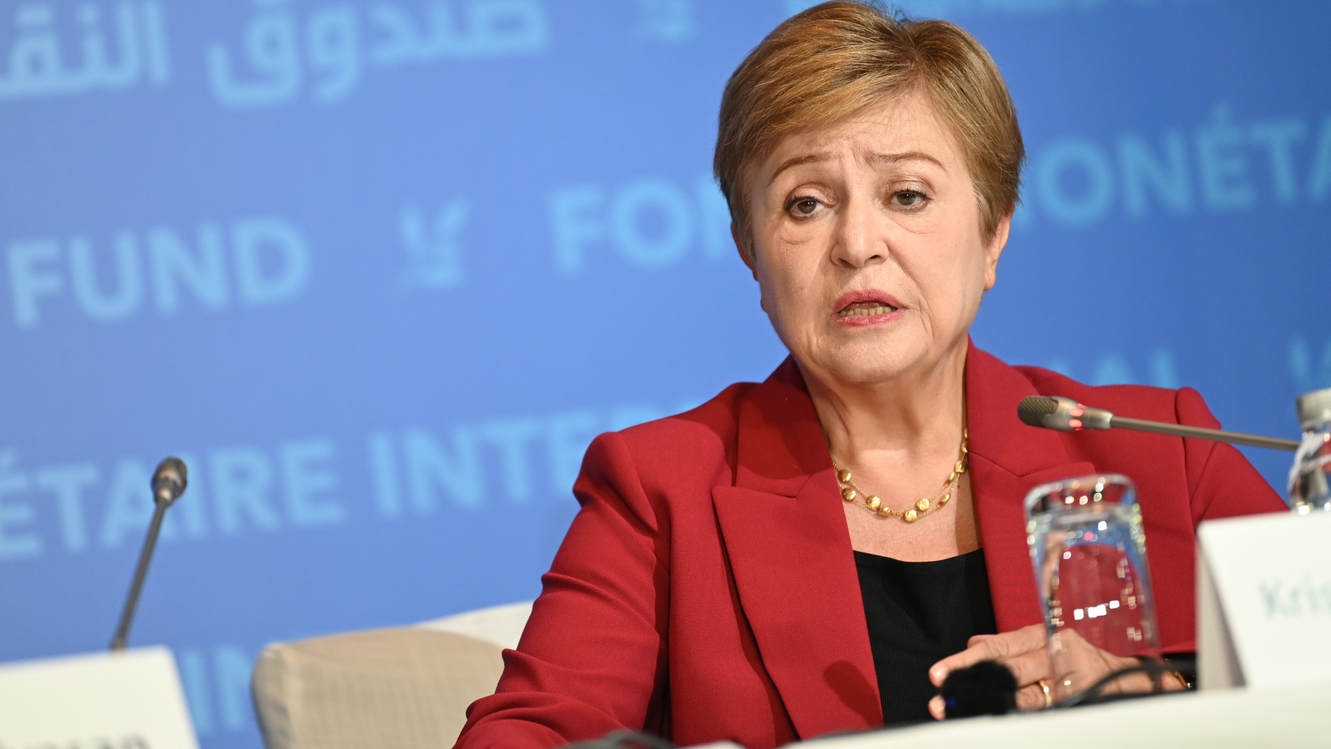 Figyelmeztet az IMF: drasztikusan beszűkült a gazdaságpolitikai mozgástér