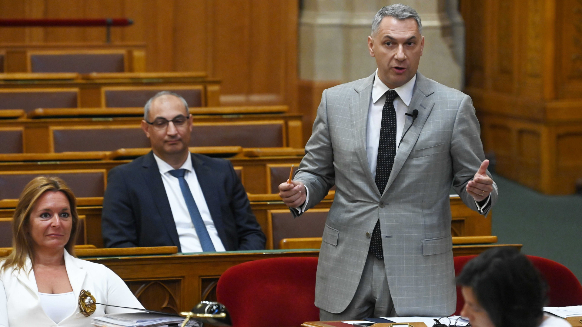 Kiszivárgott a titkos kormányhatározat, ezért hagyott ki több százmilliárd forint a magyar költségvetésből az Orbán-kormány
