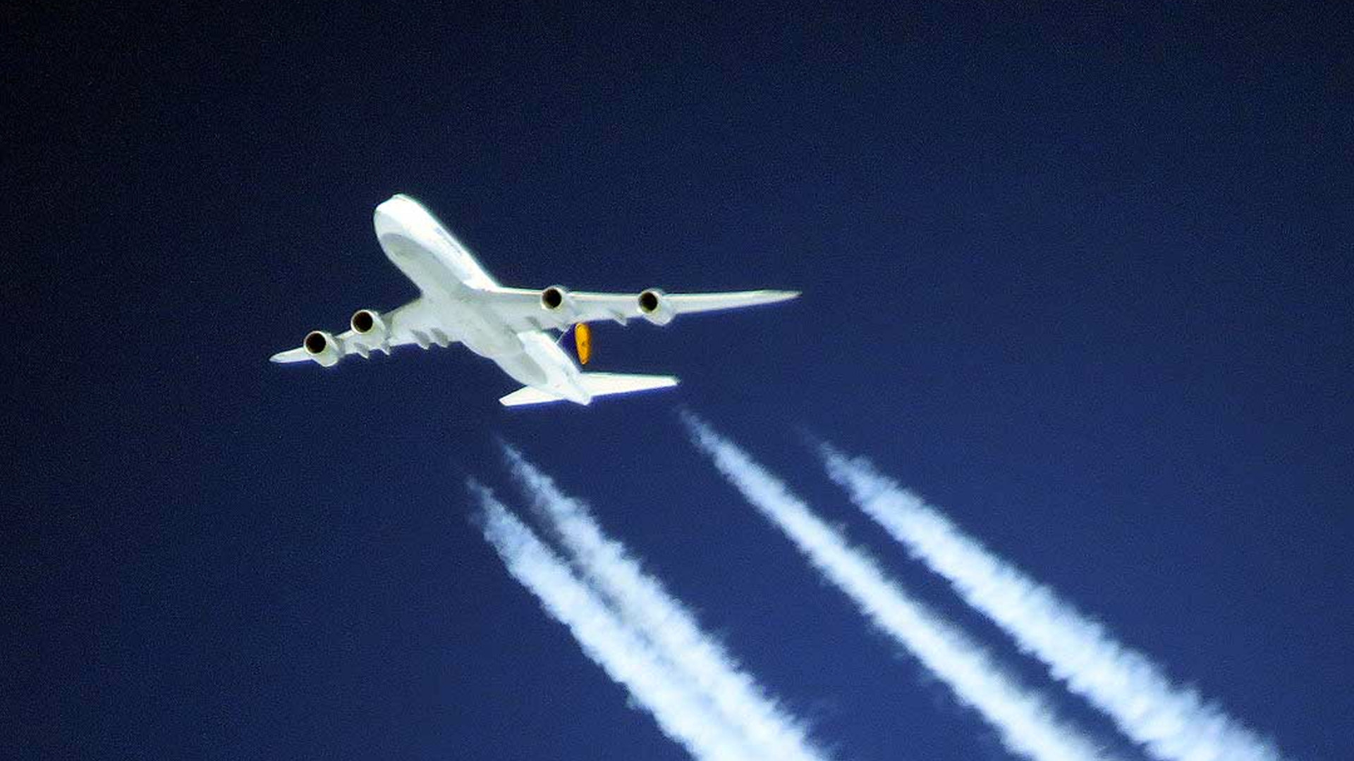 Kairóba iránytották át a Lufthansa egyik gépét biztonság okokból