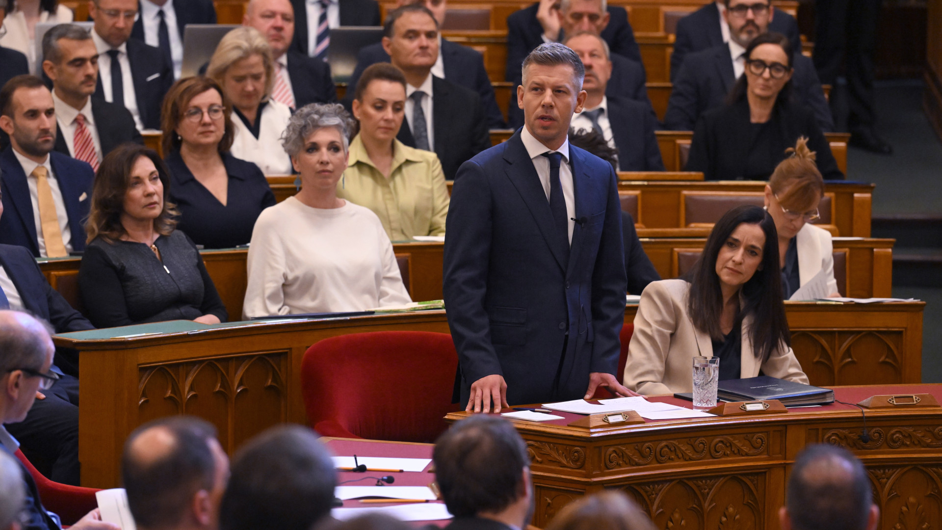 Tisza-kormány: Brüsszelbe utazik Magyar Péter, előkerült Orbán Viktor