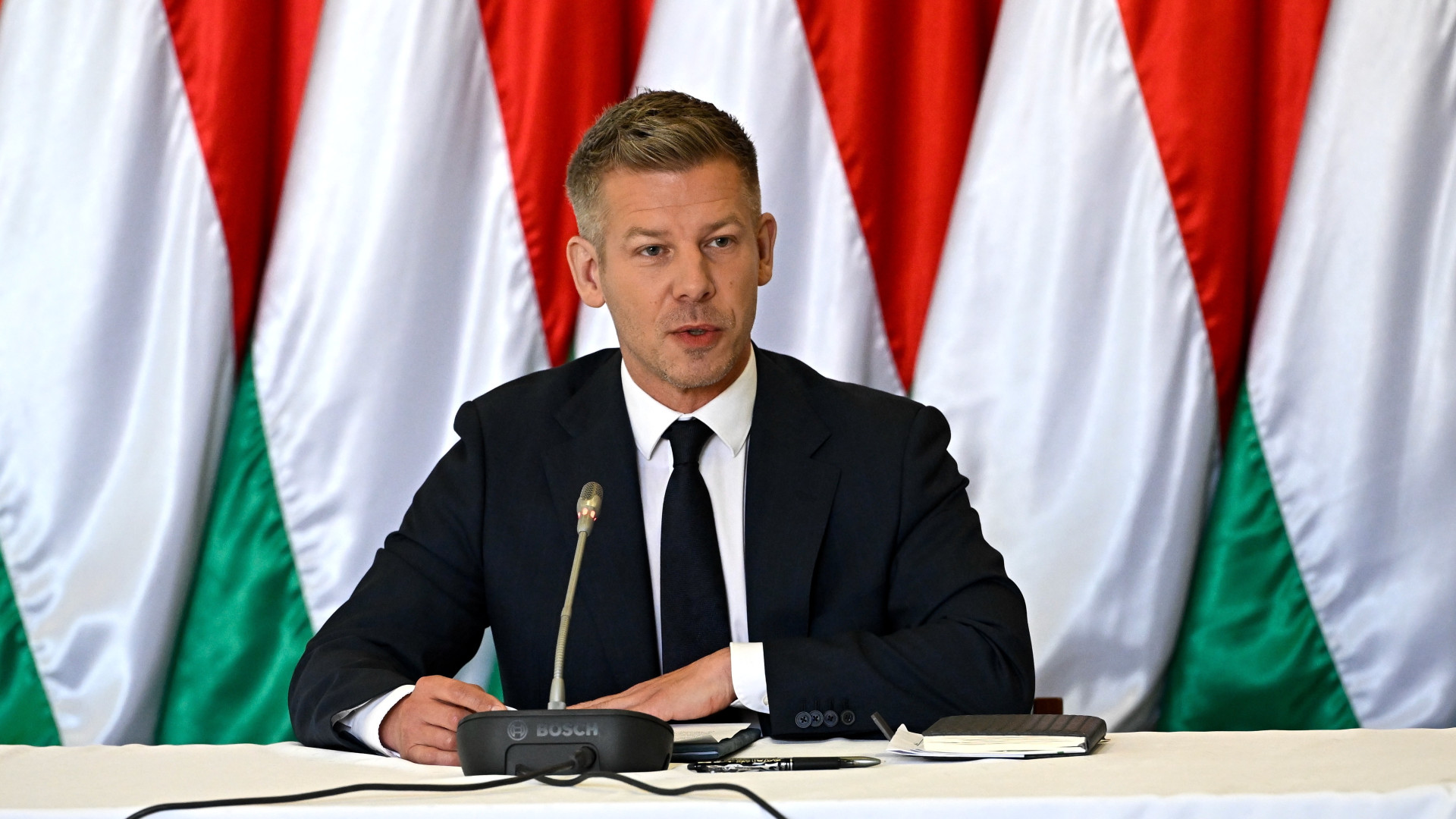 Rendkívüli bejelentést tett Magyar Péter Orbán Viktorral kapcsolatban