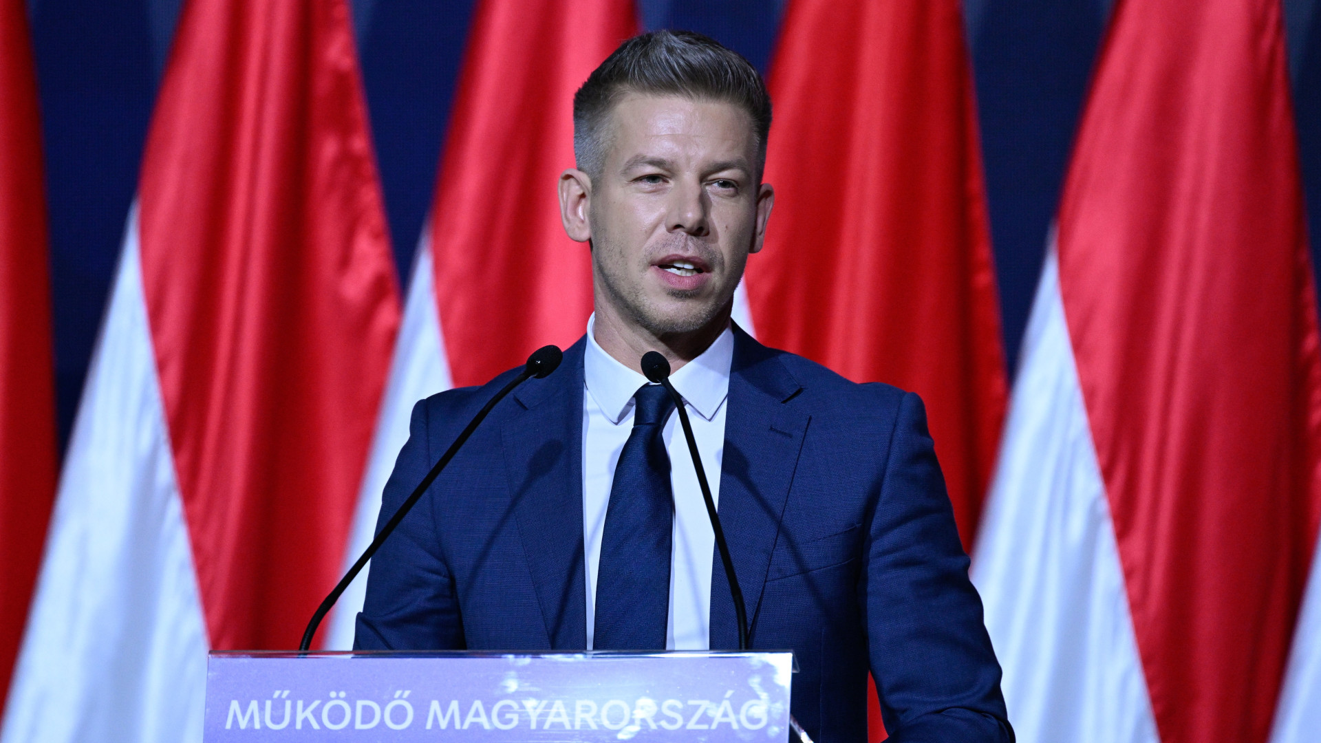 Évet értékelt Magyar Péter, ezeket az ígéreteket tette