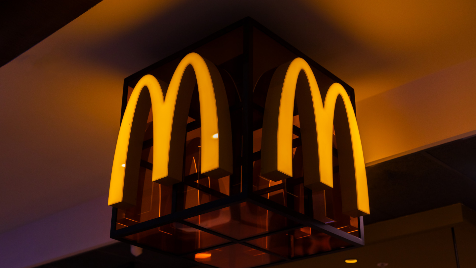 Nagy változás jön a McDonald's éttermekben január 1-től