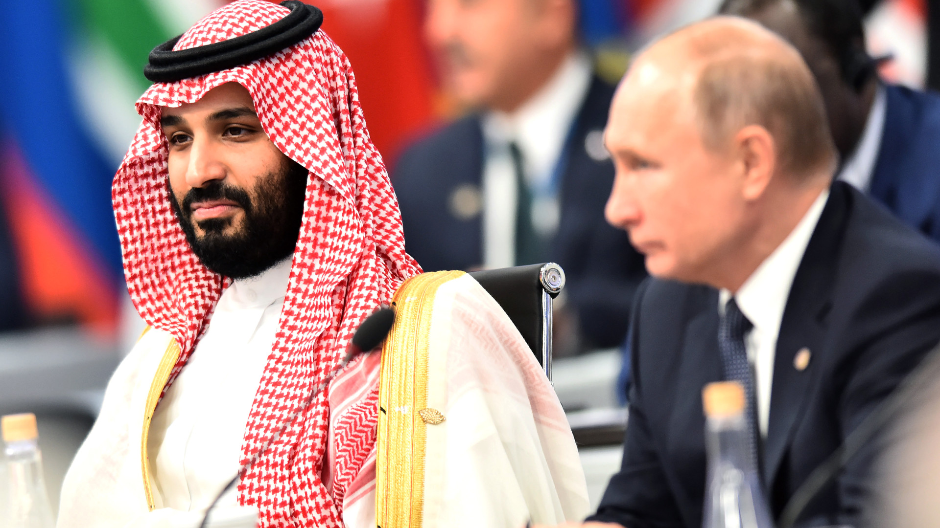 Putyin útra kész, közel-keleti nagyhatalmak vezetőivel találkozik