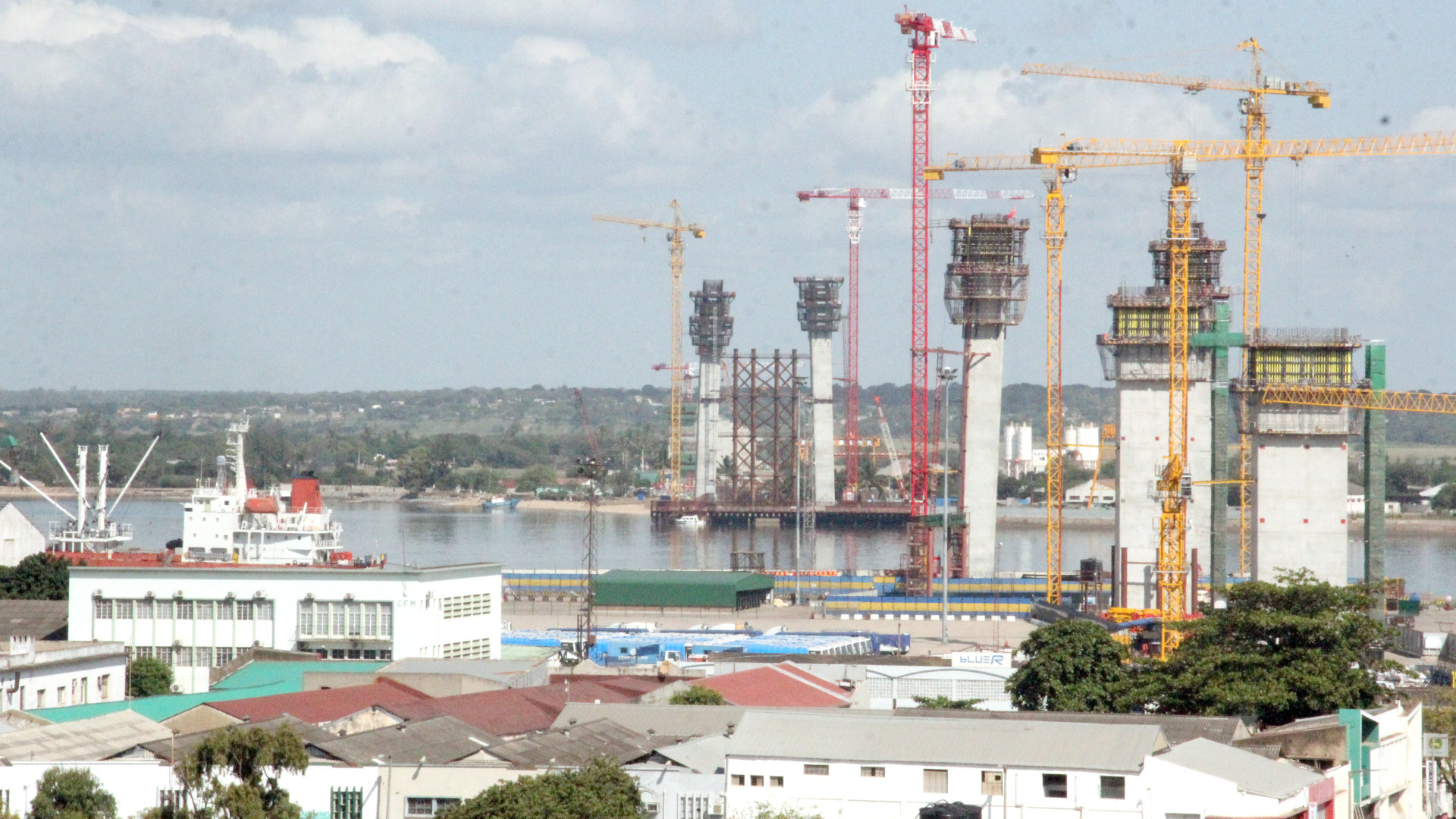 Elkerülhetetlennek tűnik az államcsőd a hatalmas gázvagyonon ülő országban