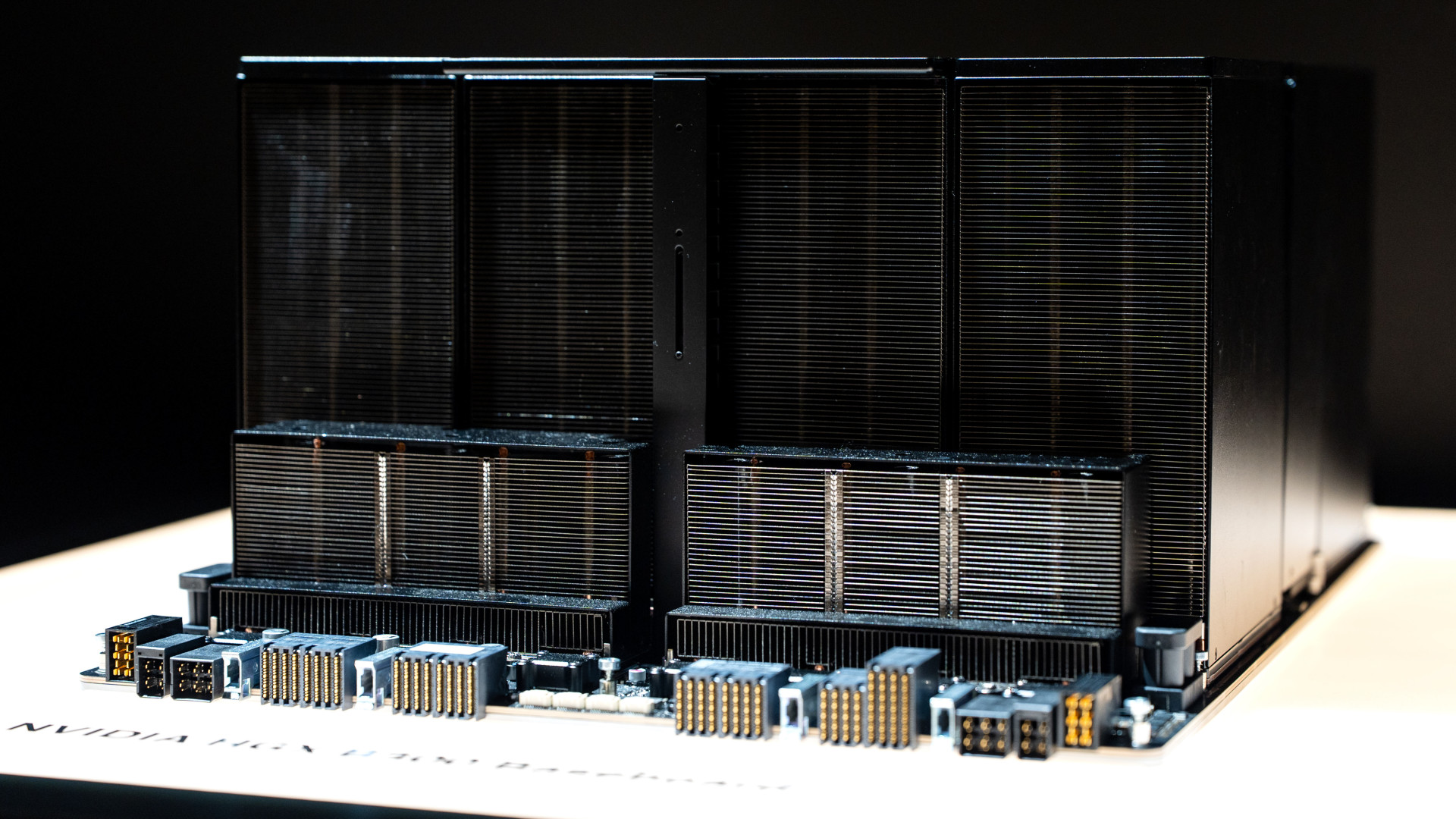 Alaposan bevásárol a Samsung az Nvidiától, "AI-megagyárat" építenek Dél-Koreában