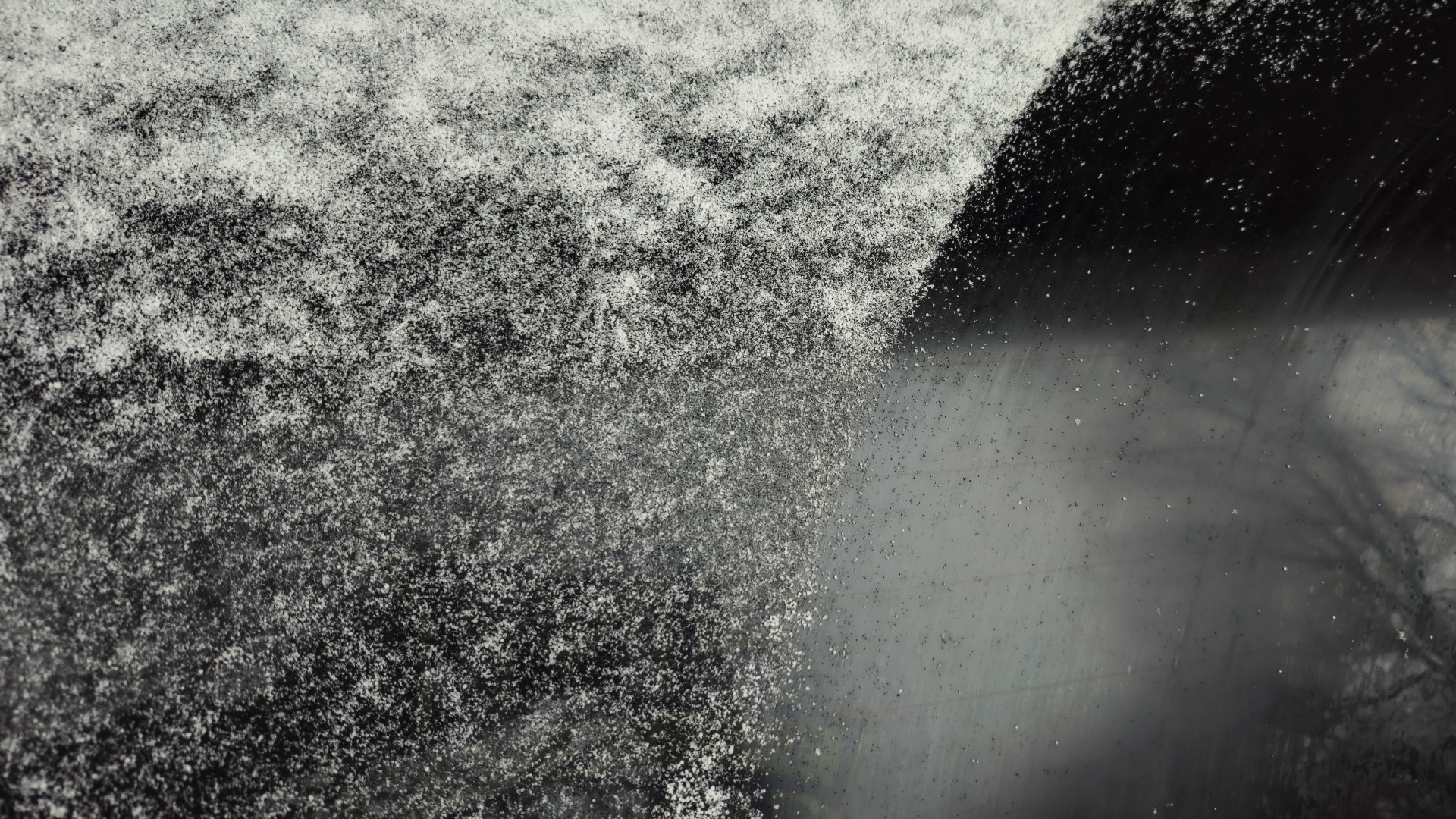 Veszélyes jelenség söpör végig az országon: figyelmeztetést adott ki a HungaroMet